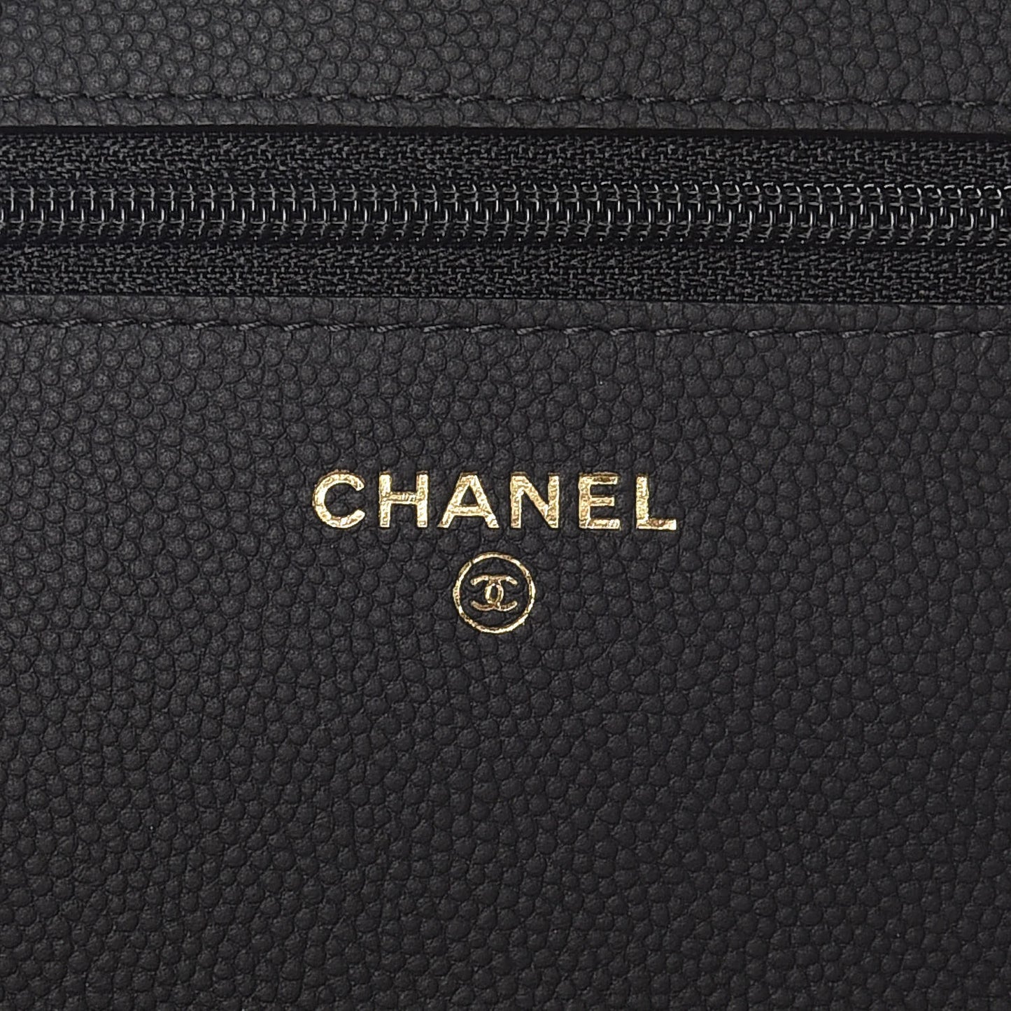 Caviar Chevron Quilted Wallet On Chain WOC Black