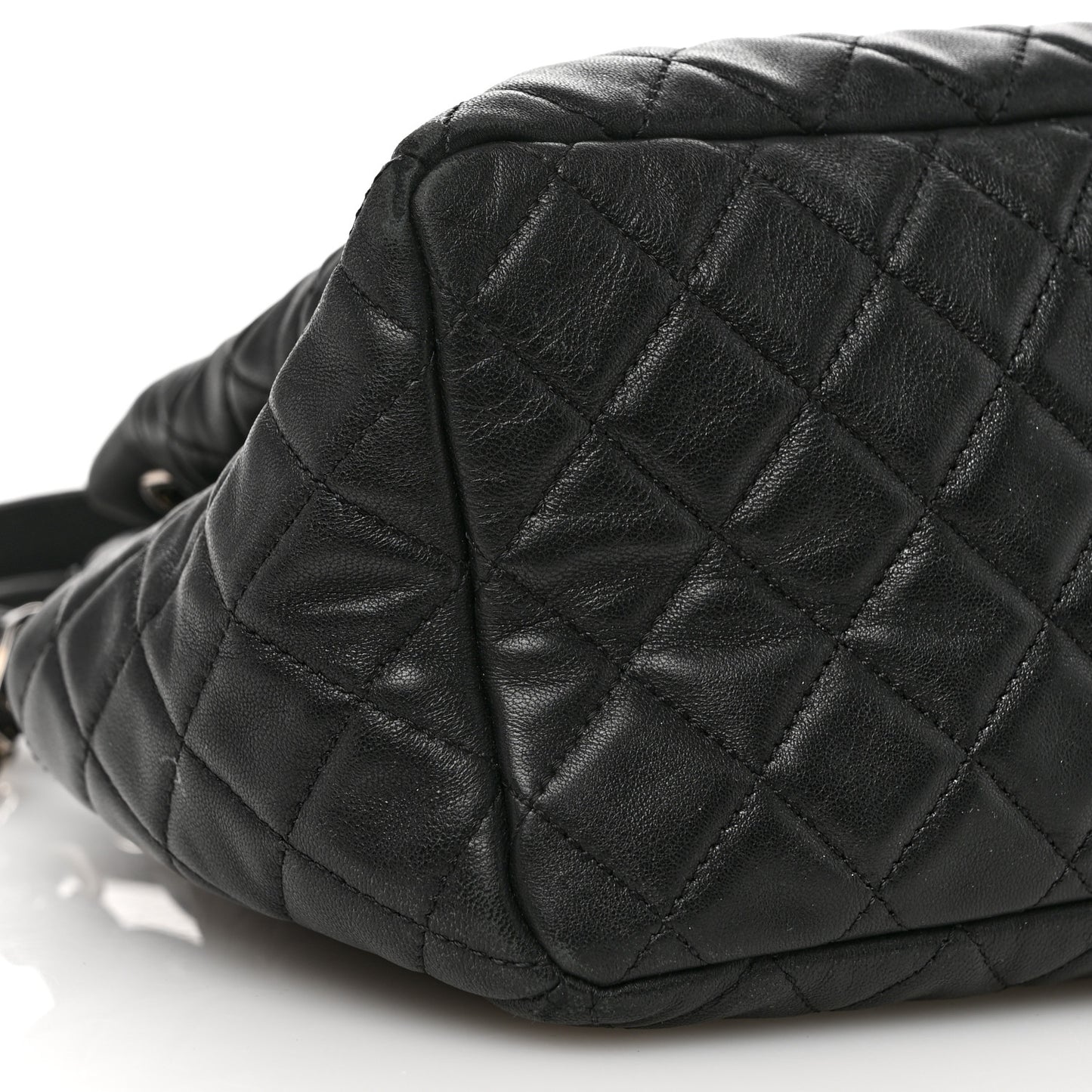 Lambskin Quilted CC Chain Bucket Bag Black Black