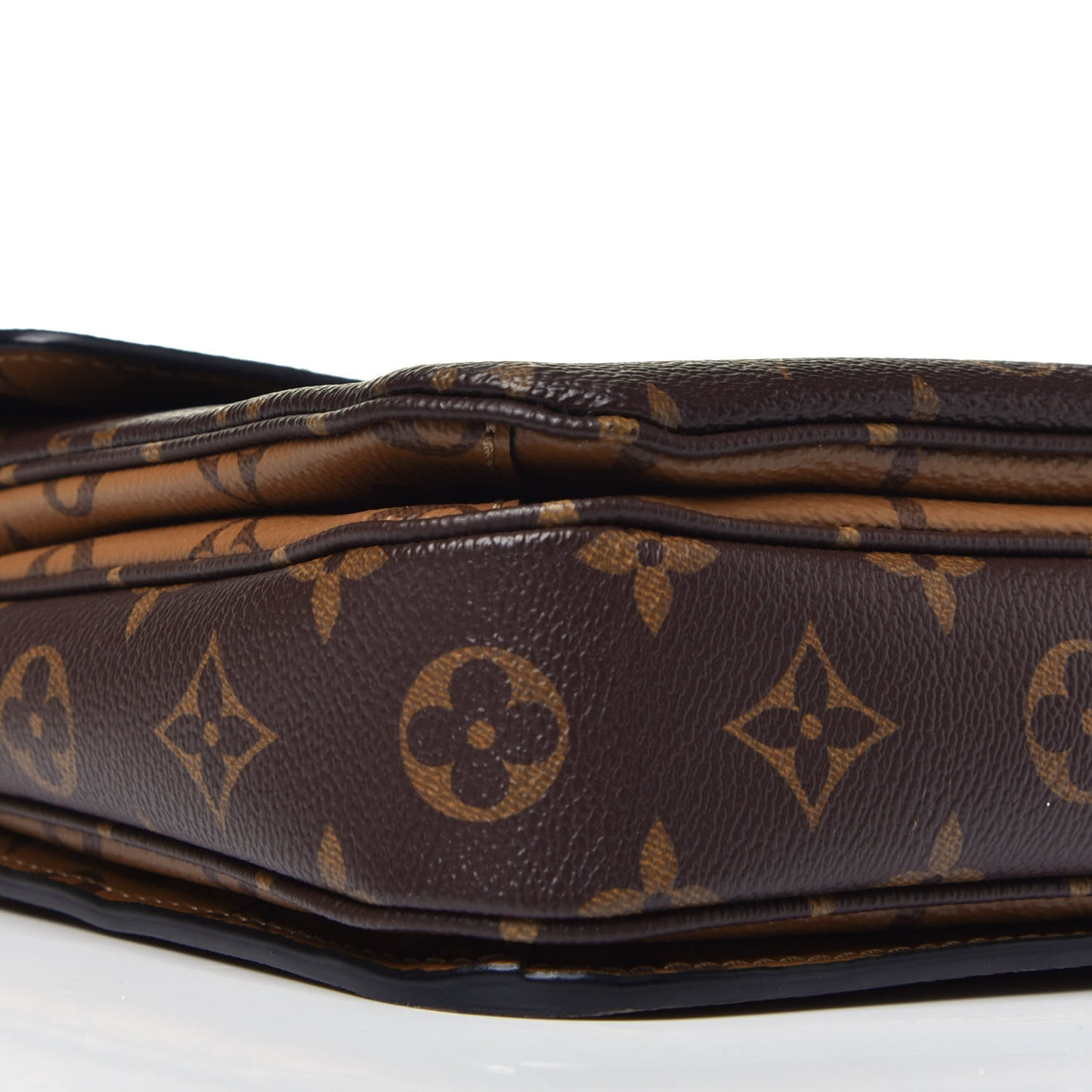 Reverse Monogram Pochette Metis