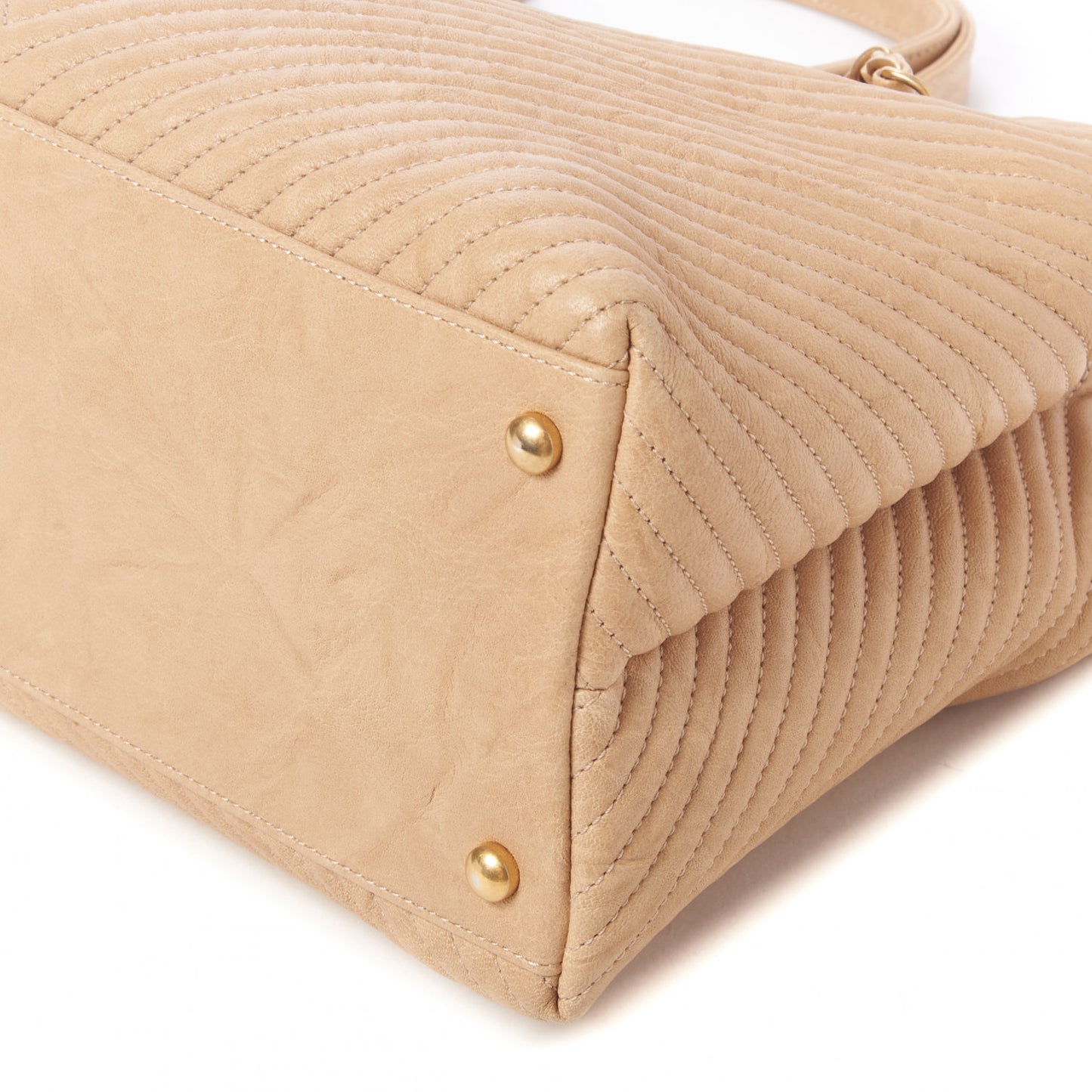 Wrinkled Lambskin Chevron Quilted Surpique Tote Beige