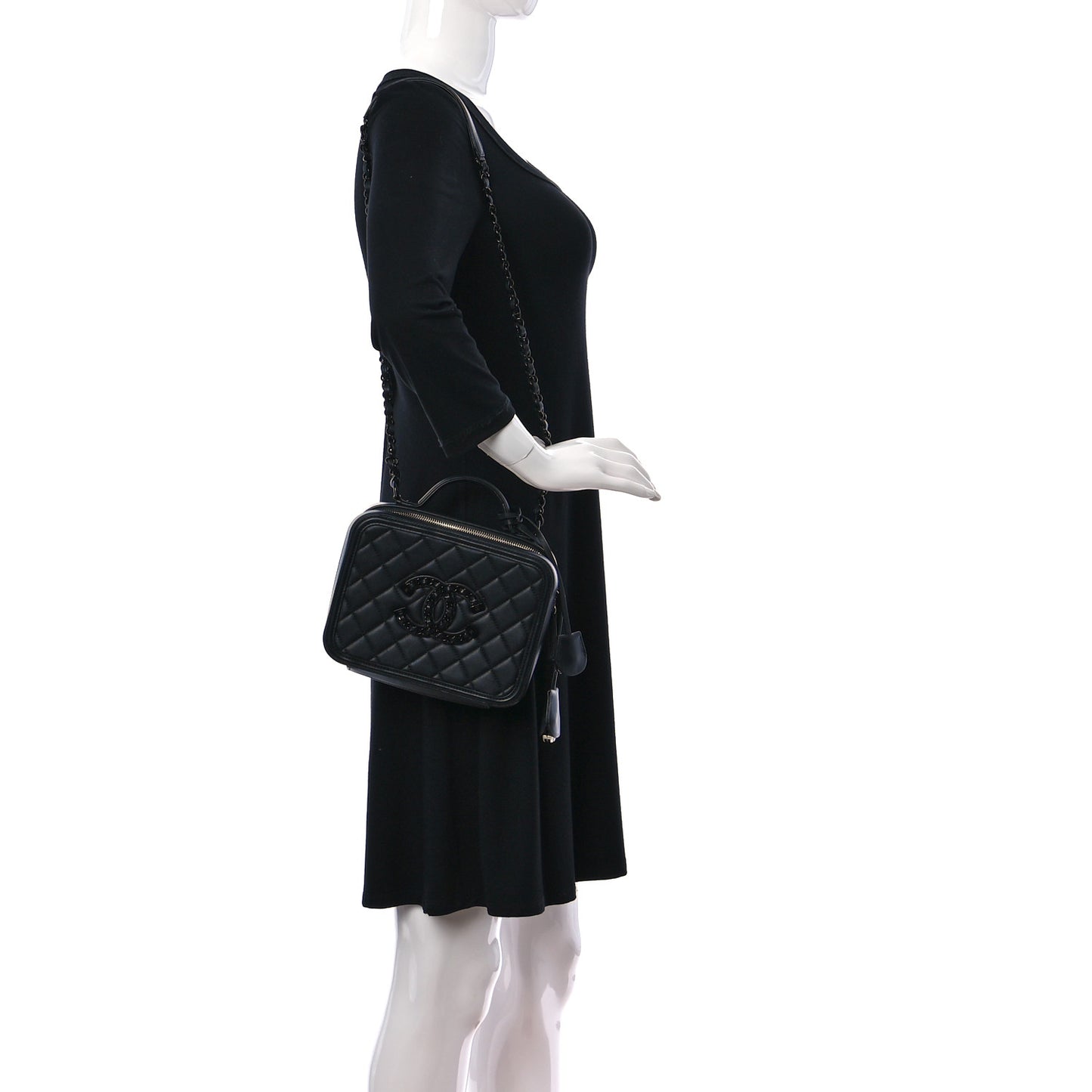 Lambskin Quilted Medium CC Filigree Vanity Case Black