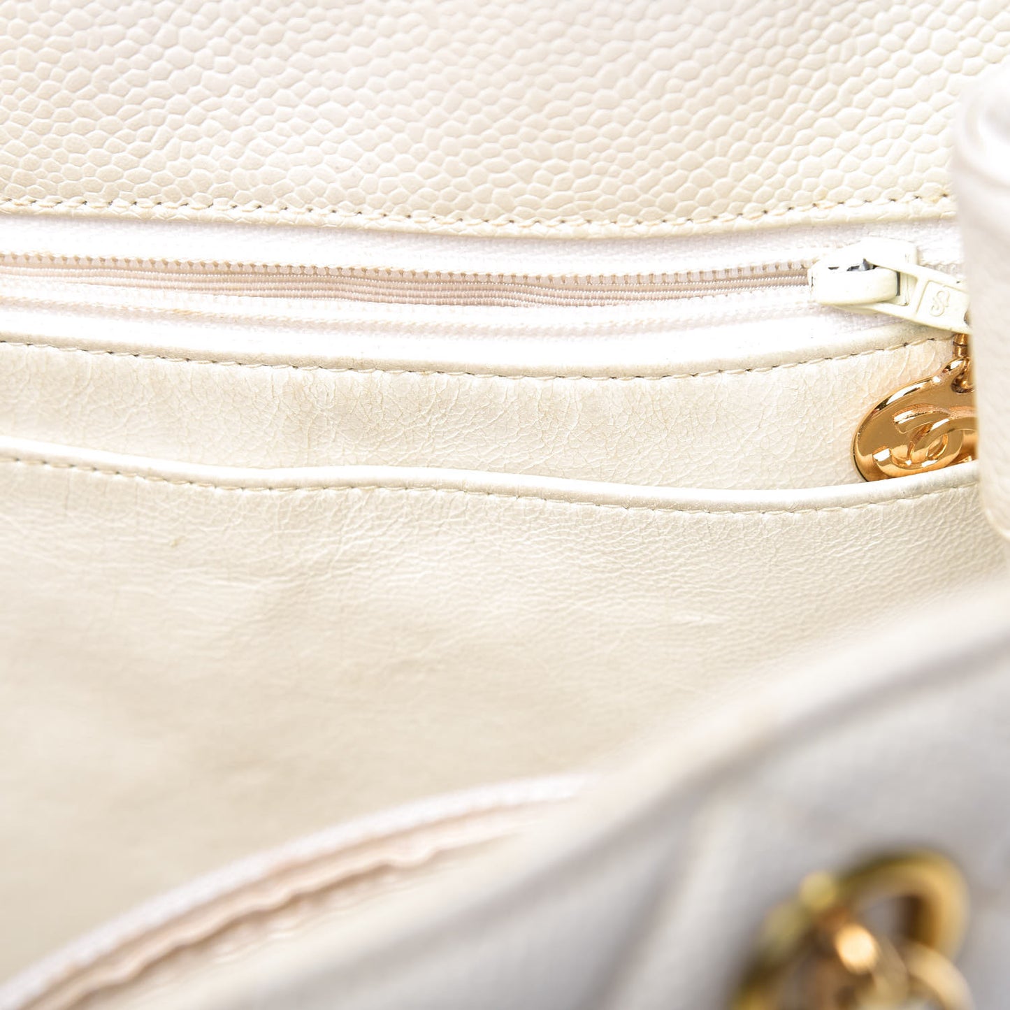 Caviar Quilted Shoulder Bag White