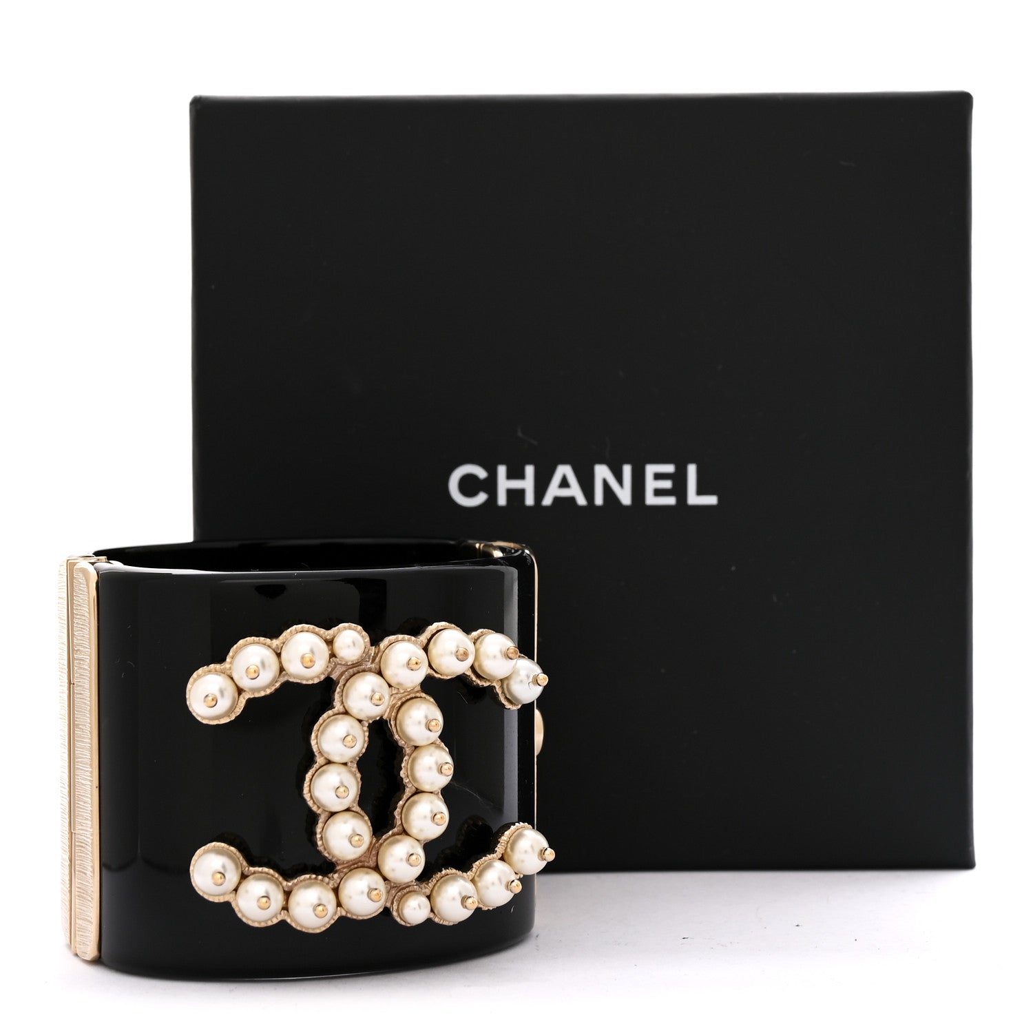 Chanel Resin Pearl CC Cuff Black 5 of 5