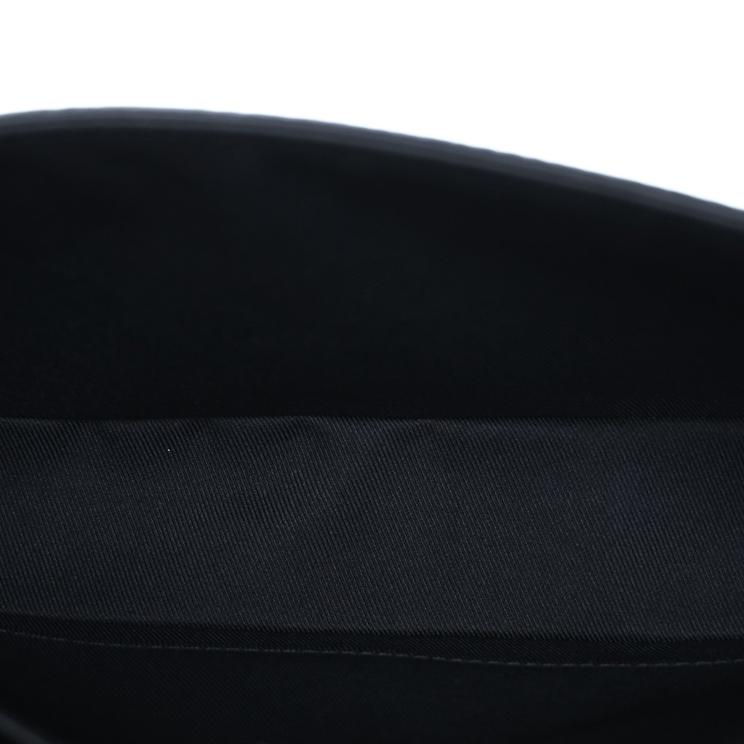 Louis Vuitton Damier Graphite 3D Studio Messenger Antarctica 5 of 9