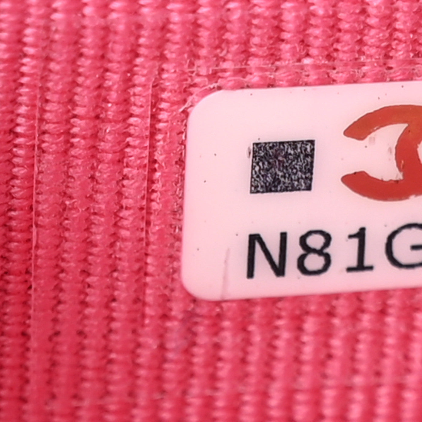 Caviar Quilted Flap Zip Card Holder Dark Pink