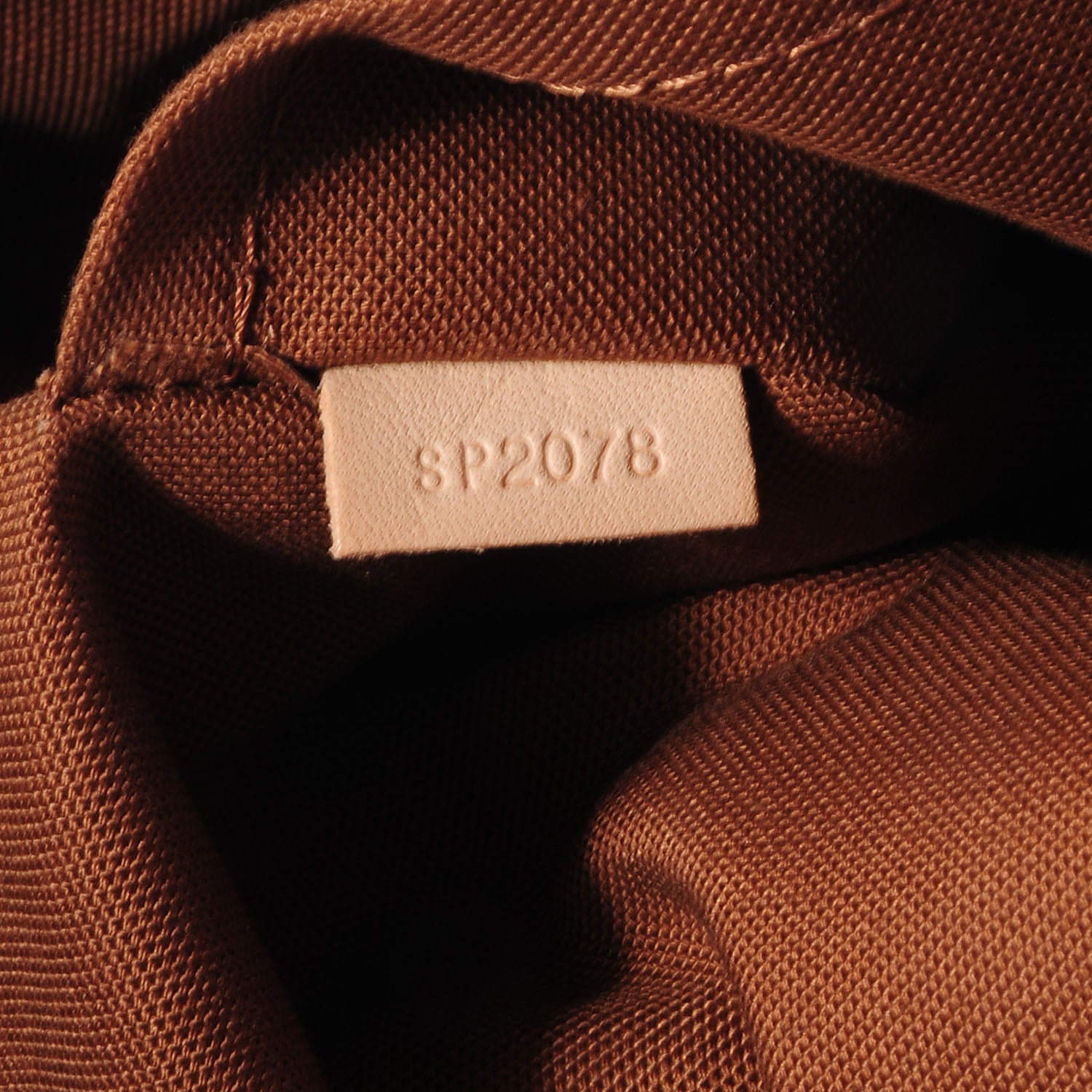 Louis Vuitton Monogram Tivoli GM 7 of 7