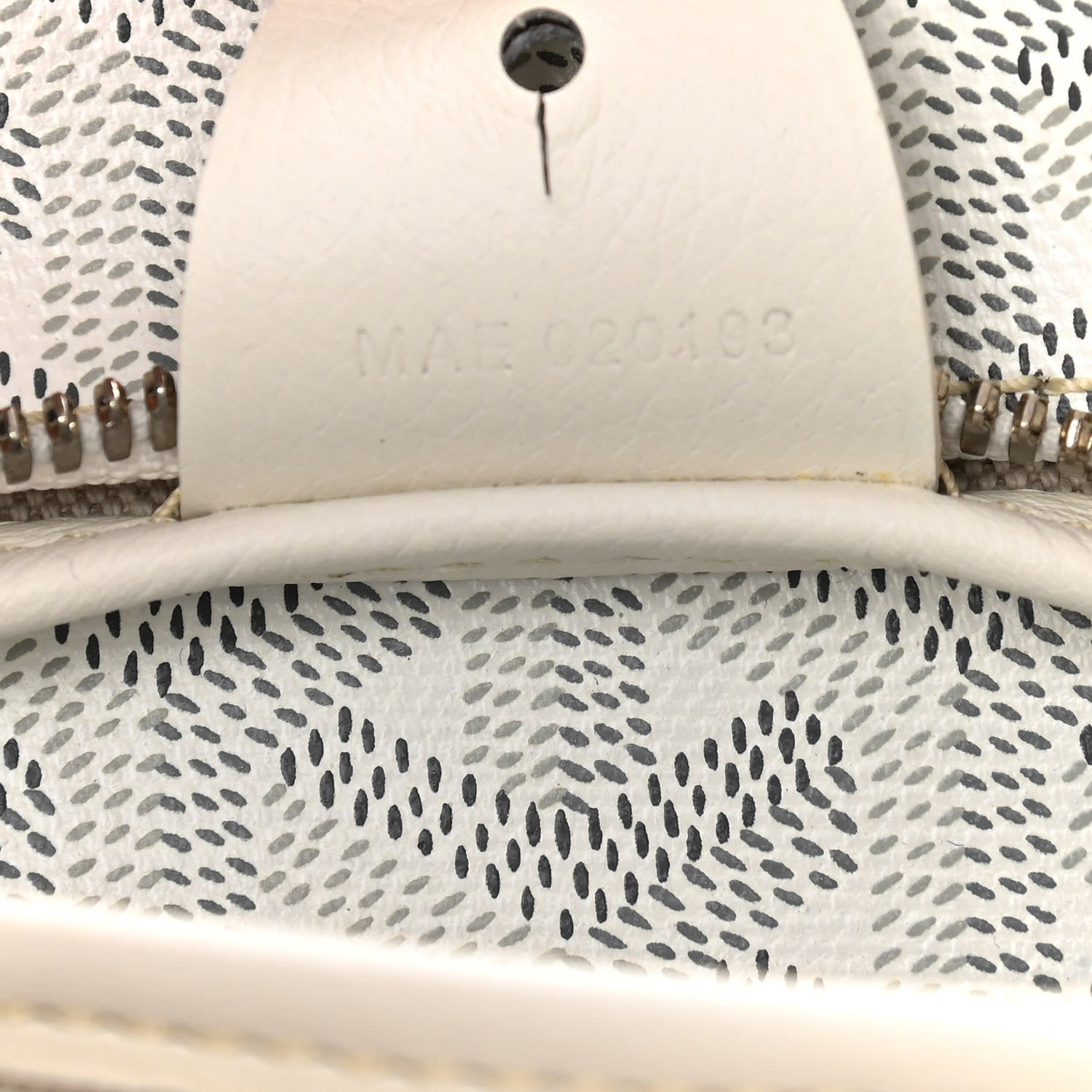 Goyard Goyardine Artois GM White 6 of 9