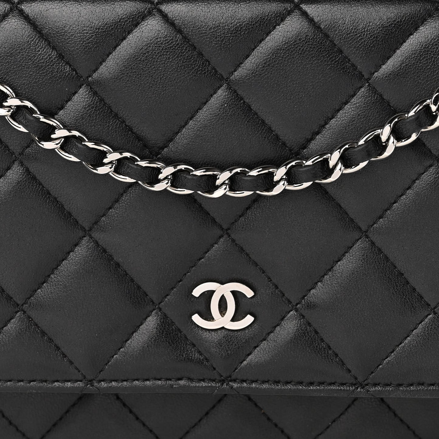 Lambskin Quilted Wallet On Chain WOC Black