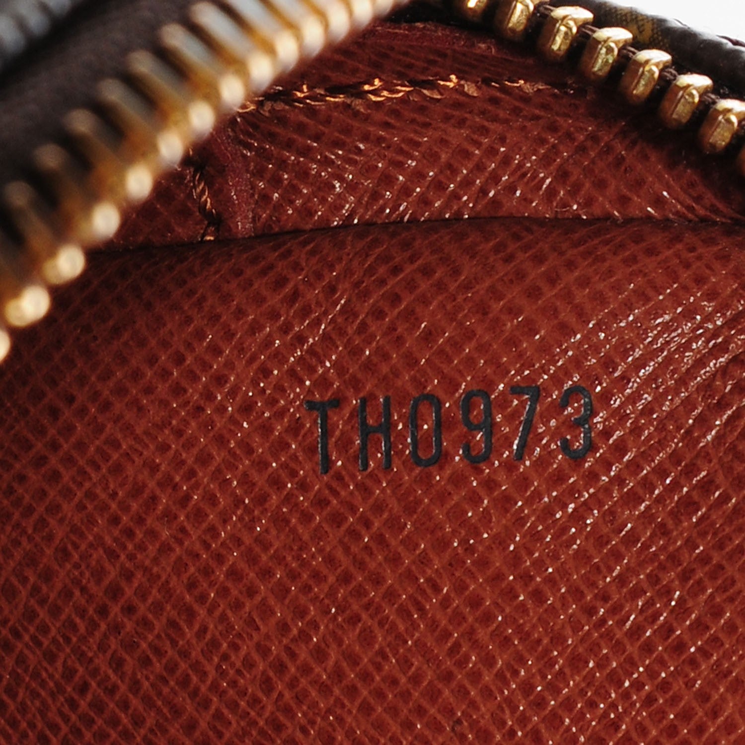 Louis Vuitton Monogram Pochette Marly Dragonne 22 6 of 7