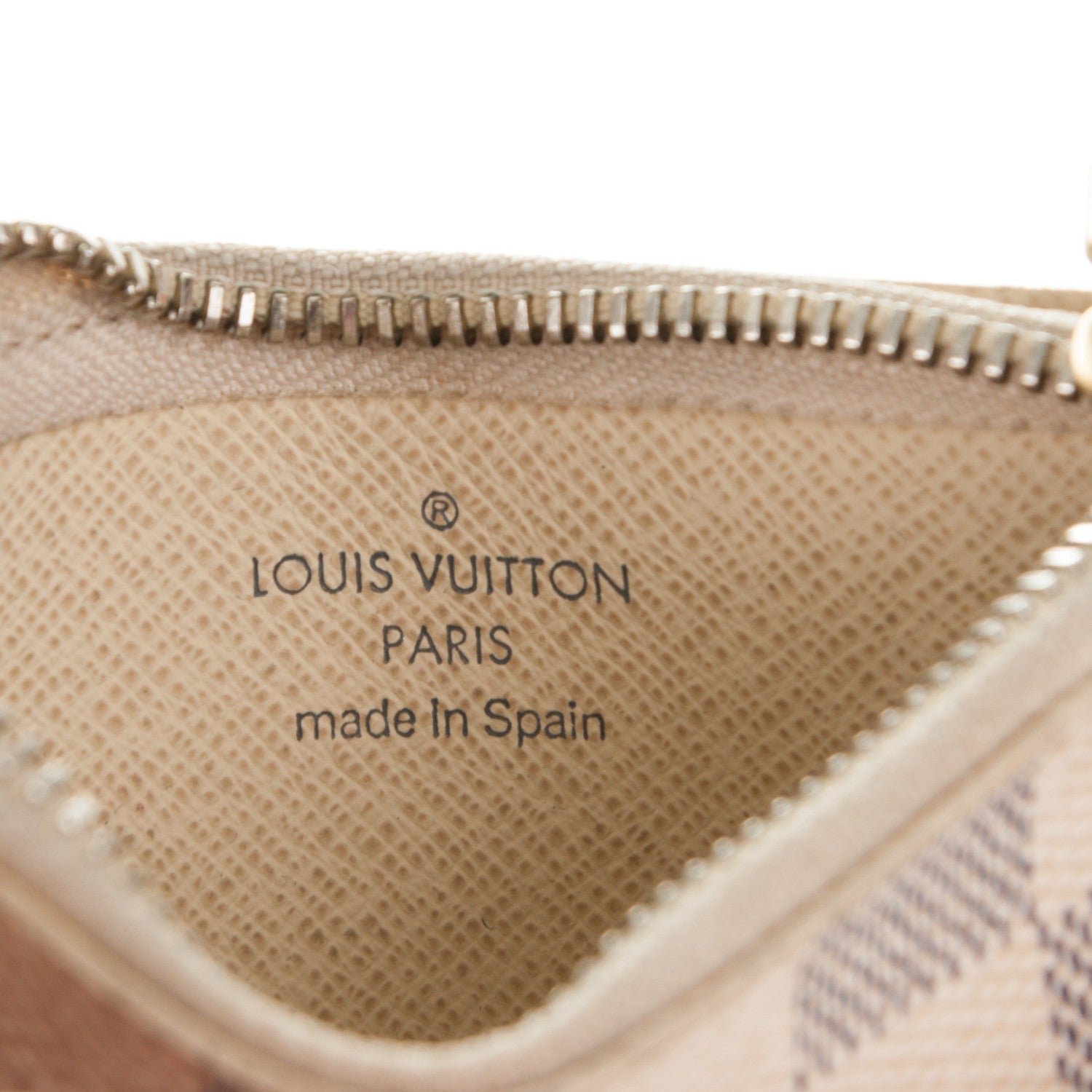Louis Vuitton Damier Azur Key Pouch 6 of 7