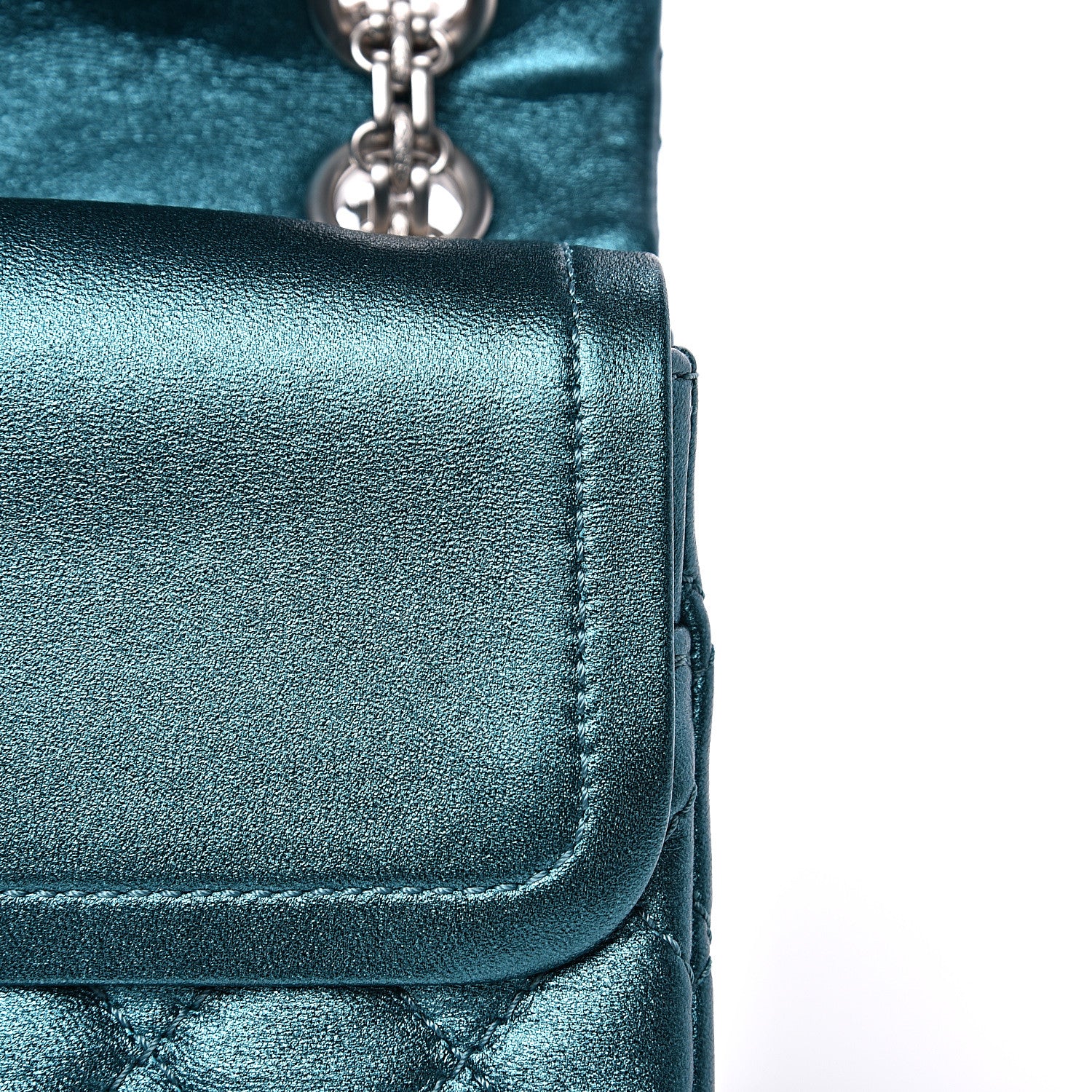 Chanel Metallic Calfskin 2.55 Reissue 225 Flap Turquoise 12 of 14