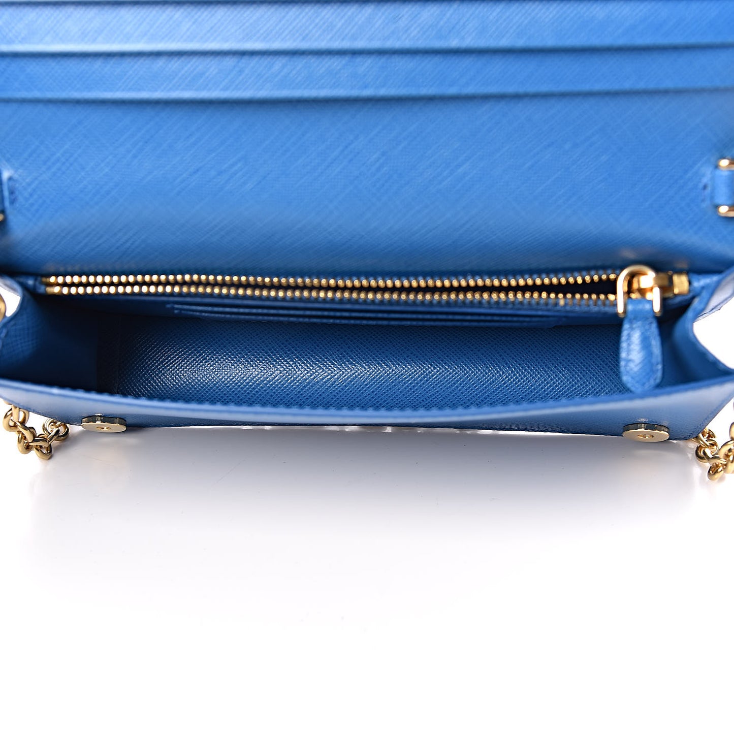 Saffiano Shine Monochrome Chain Wallet Marea