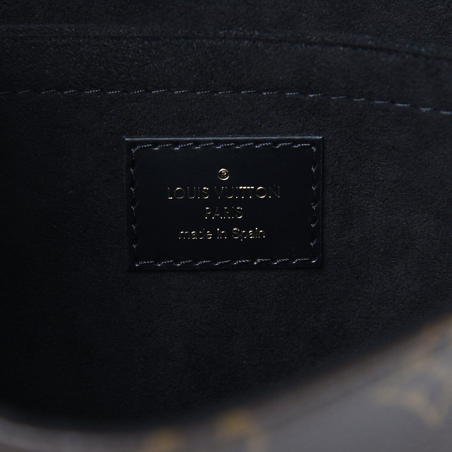 Epi Monogram Saint Michel Black