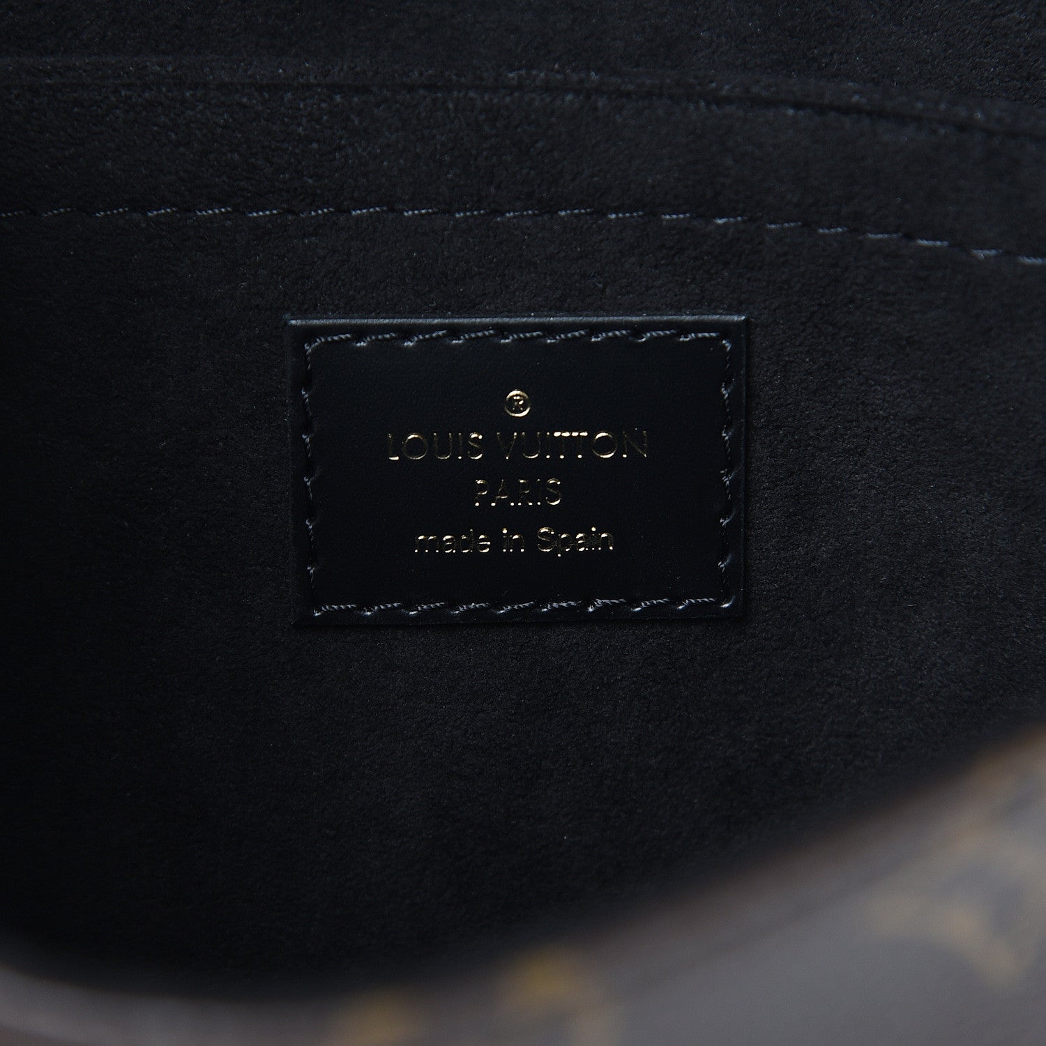 Louis Vuitton Epi Monogram Saint Michel Black 6 of 10