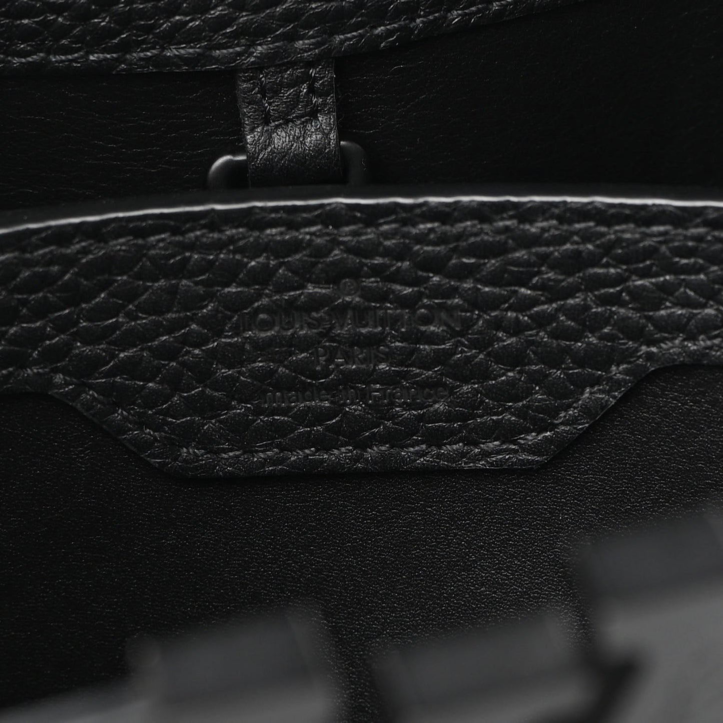 Taurillon Capucines BB Matte Black