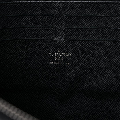 Louis Vuitton Damier Graphite Pochette Jour PM 6 of 11
