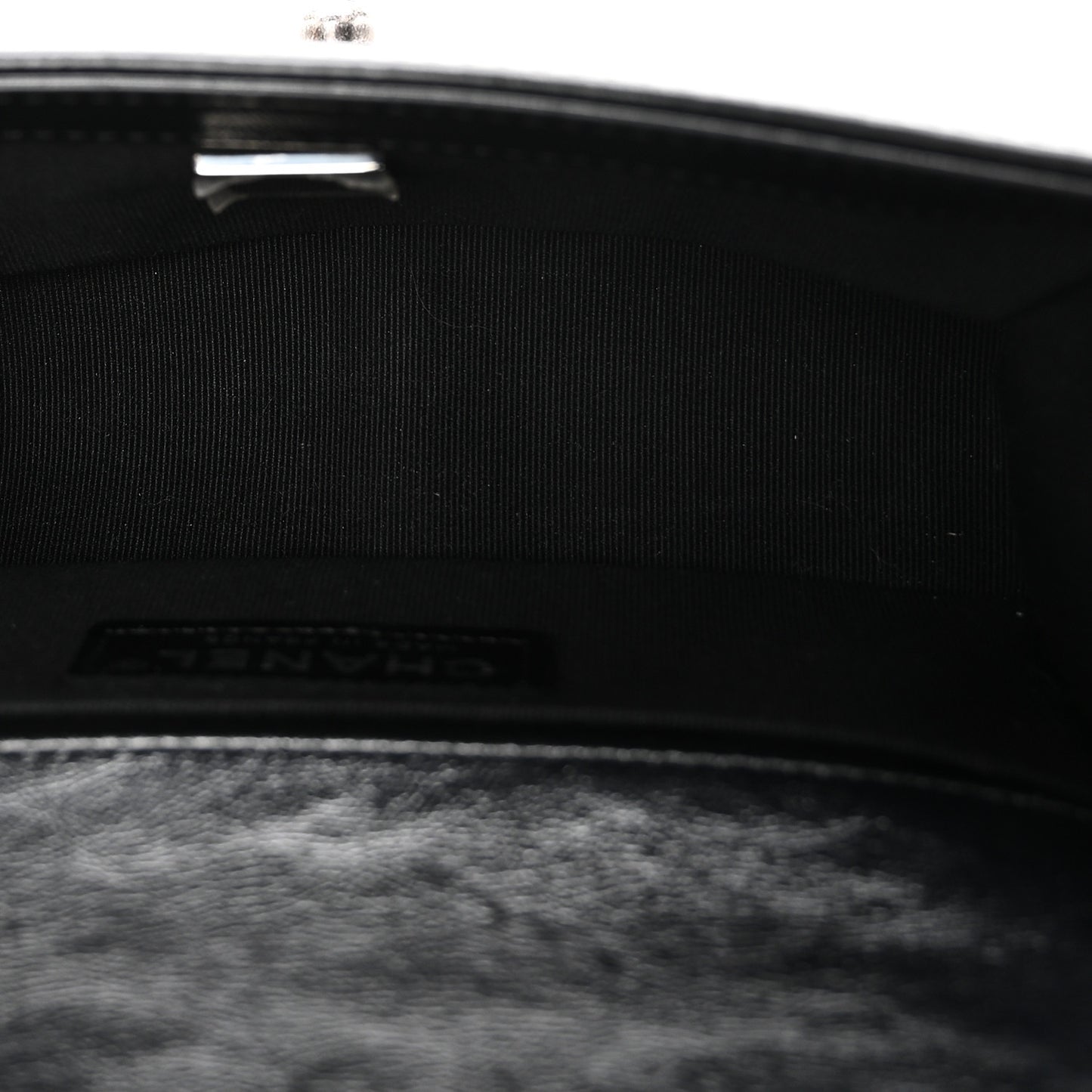 Metallic Glazed Calfskin Small Boy Flap Black Gold