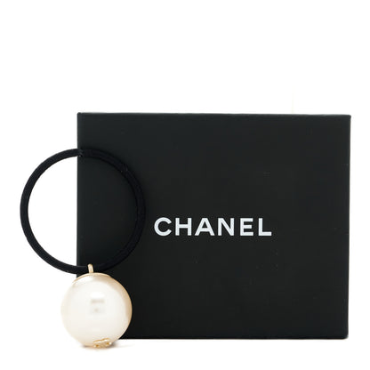 Chanel Pearl CC Hair Tie Black White 4 of 4