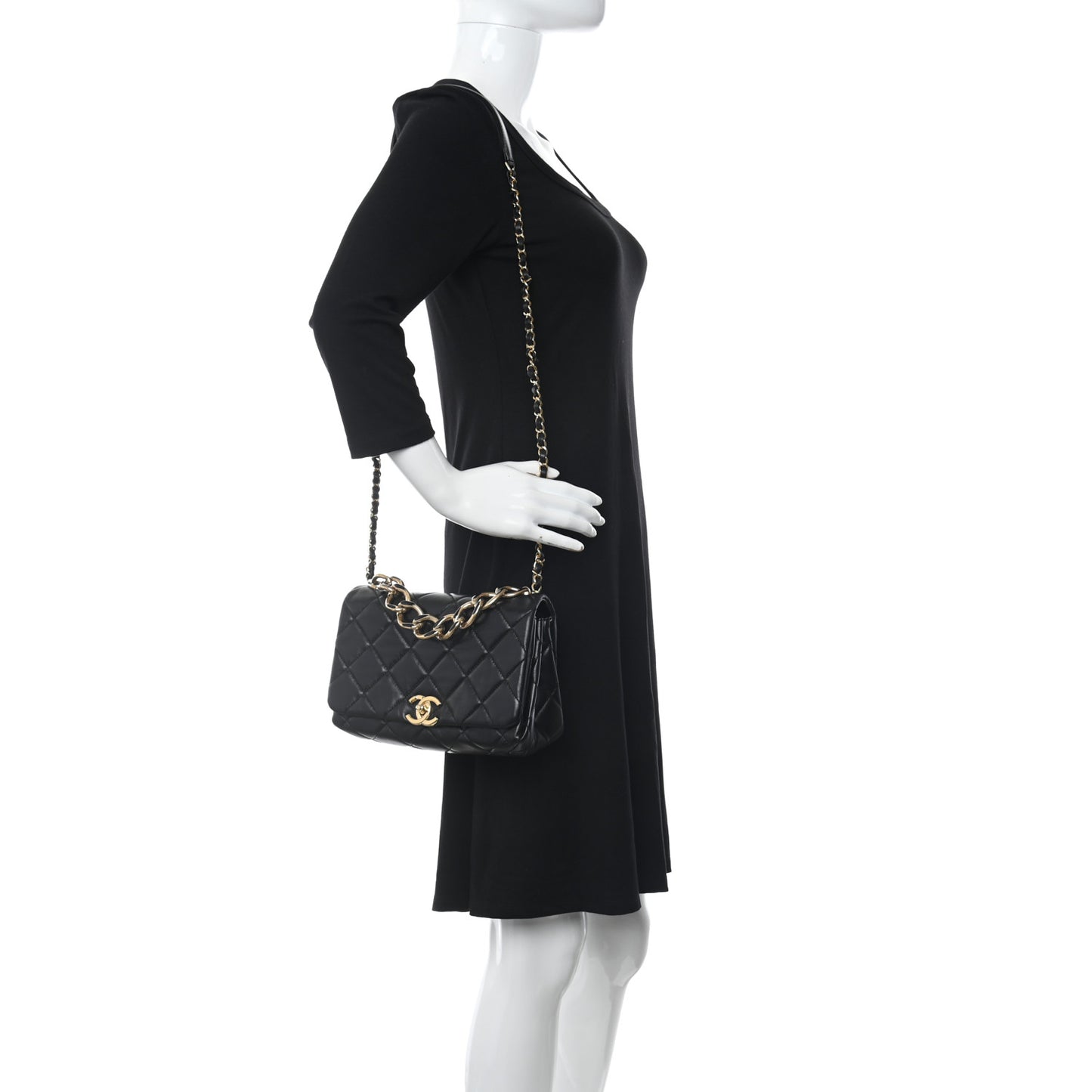 Lambskin Quilted Medium Color Match Flap Black