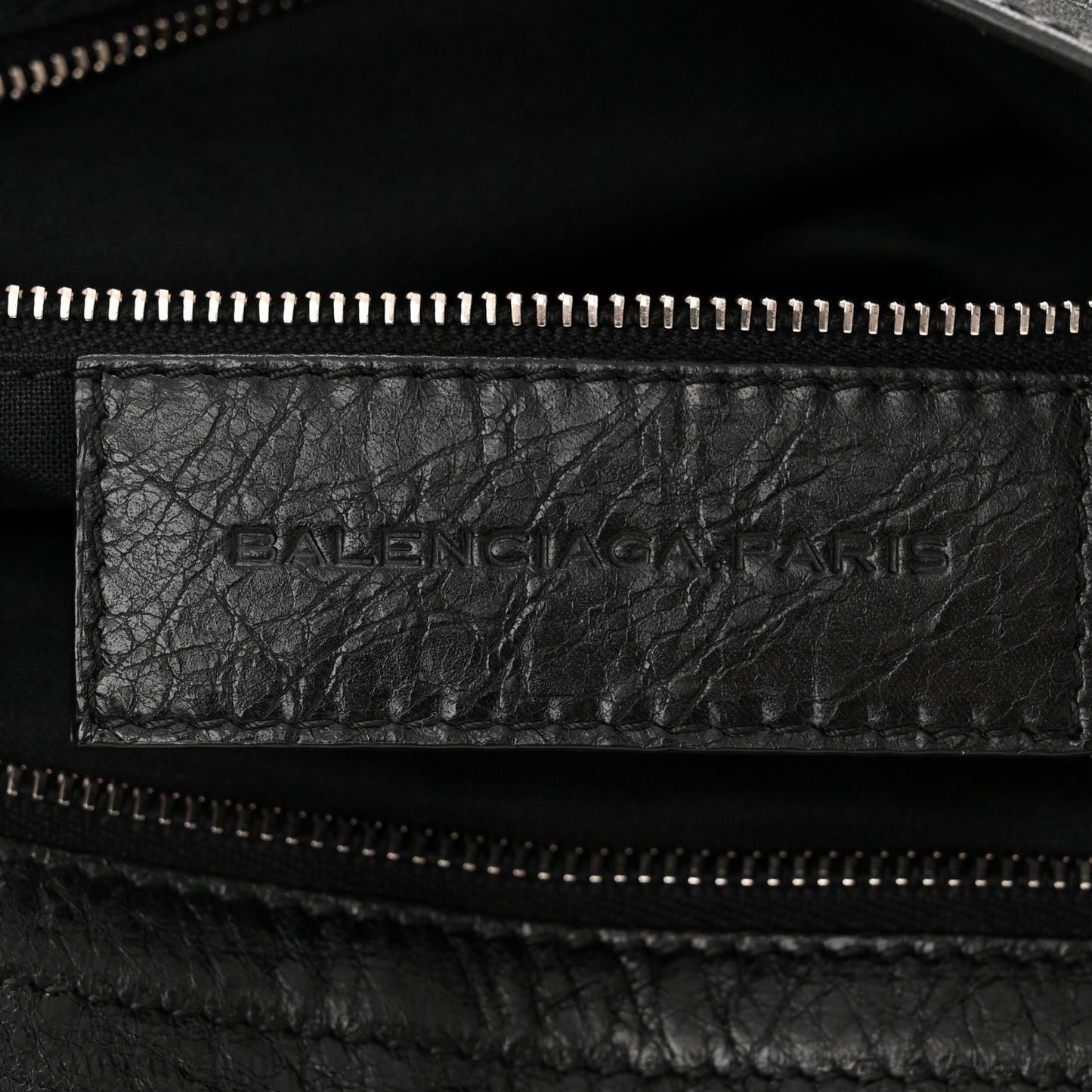 Agneau Giant 12 Silver Hardware City Black