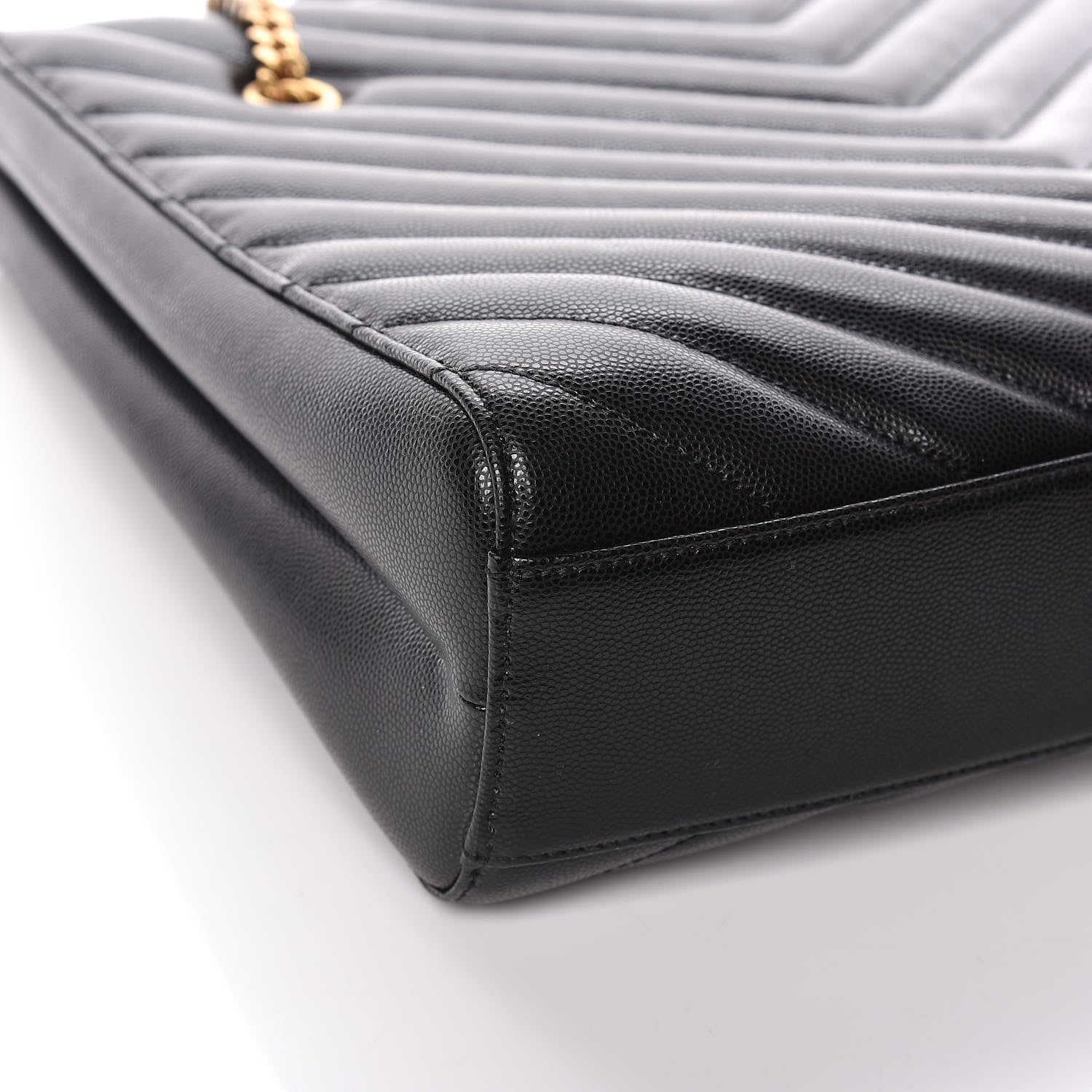 Saint Laurent Grain De Poudre Matelasse Chevron Medium Tribeca Shopping Bag Black 11 of 14
