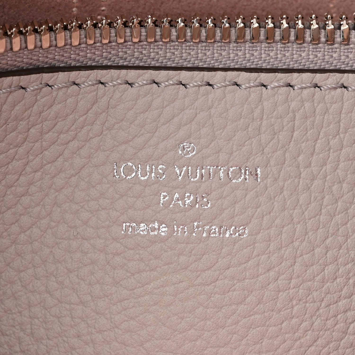 Louis Vuitton Mahina Muria Brume 6 of 9