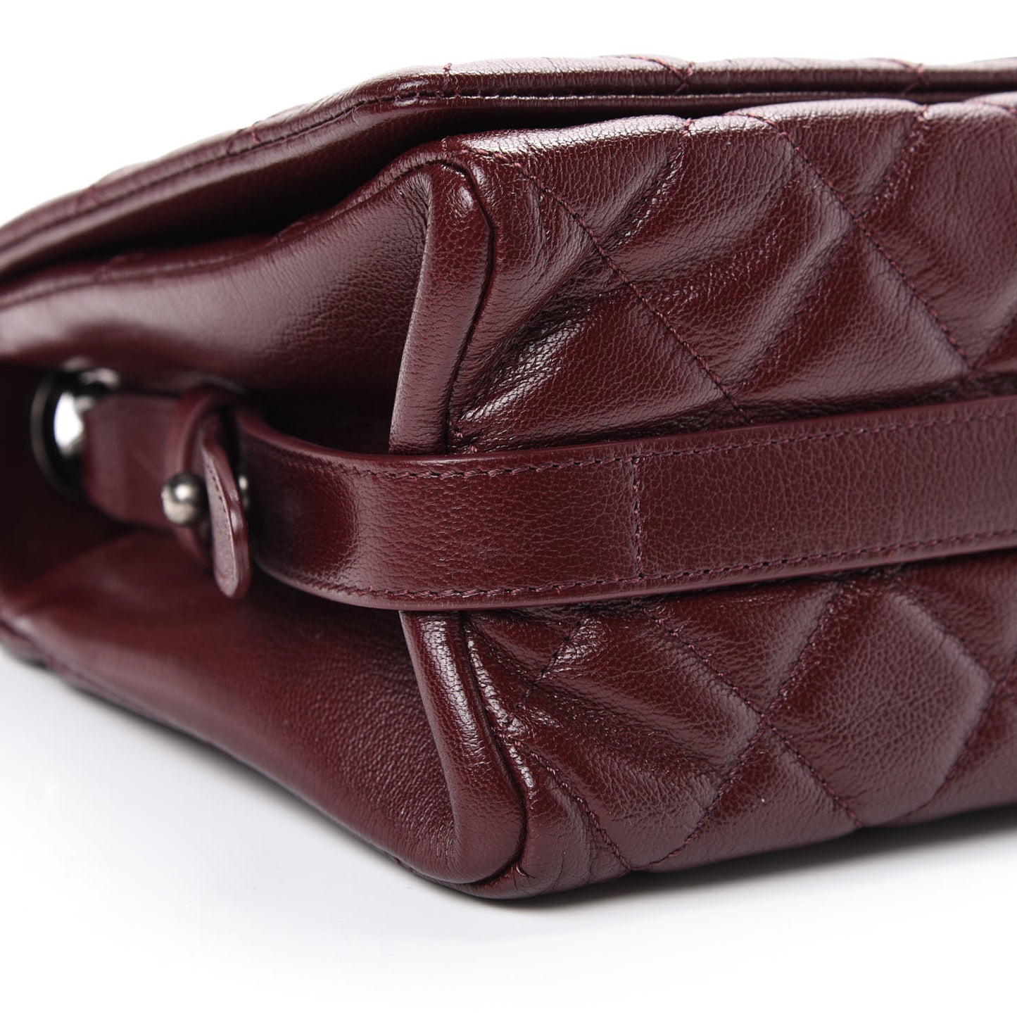 Goatskin Quilted Medium City Rock Flap Burgundy