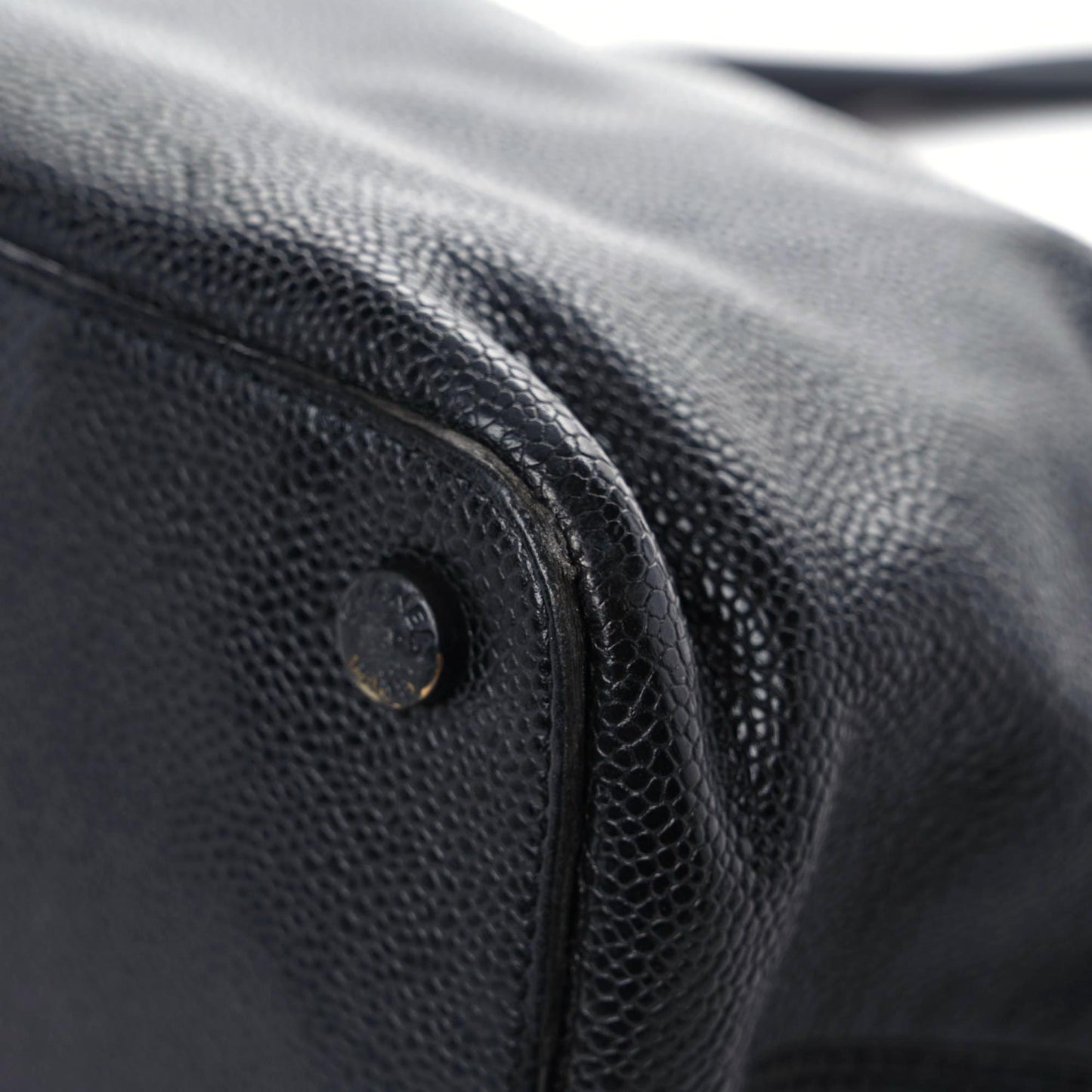 Caviar CC Tote Black