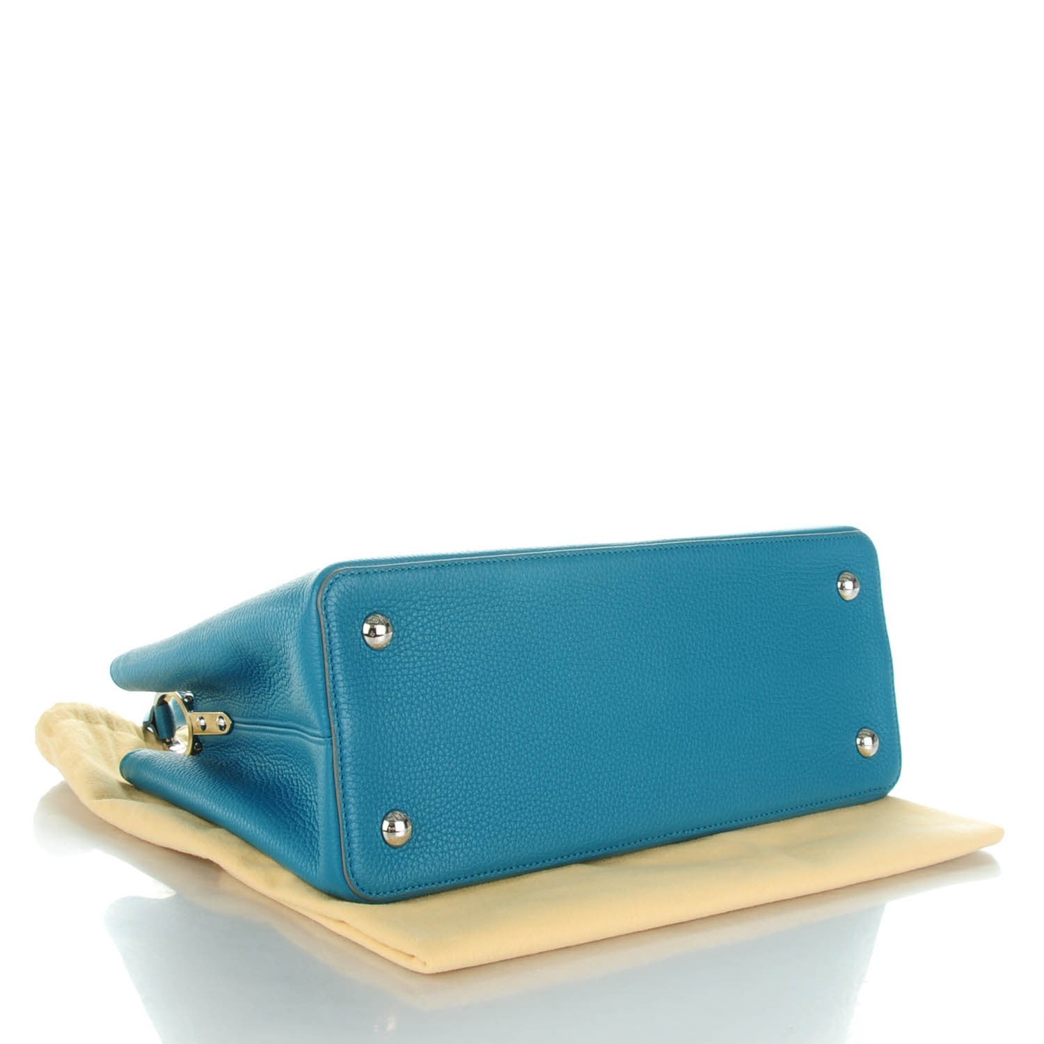 Louis Vuitton Taurillon Capucines MM Bleu Canard 4 of 7