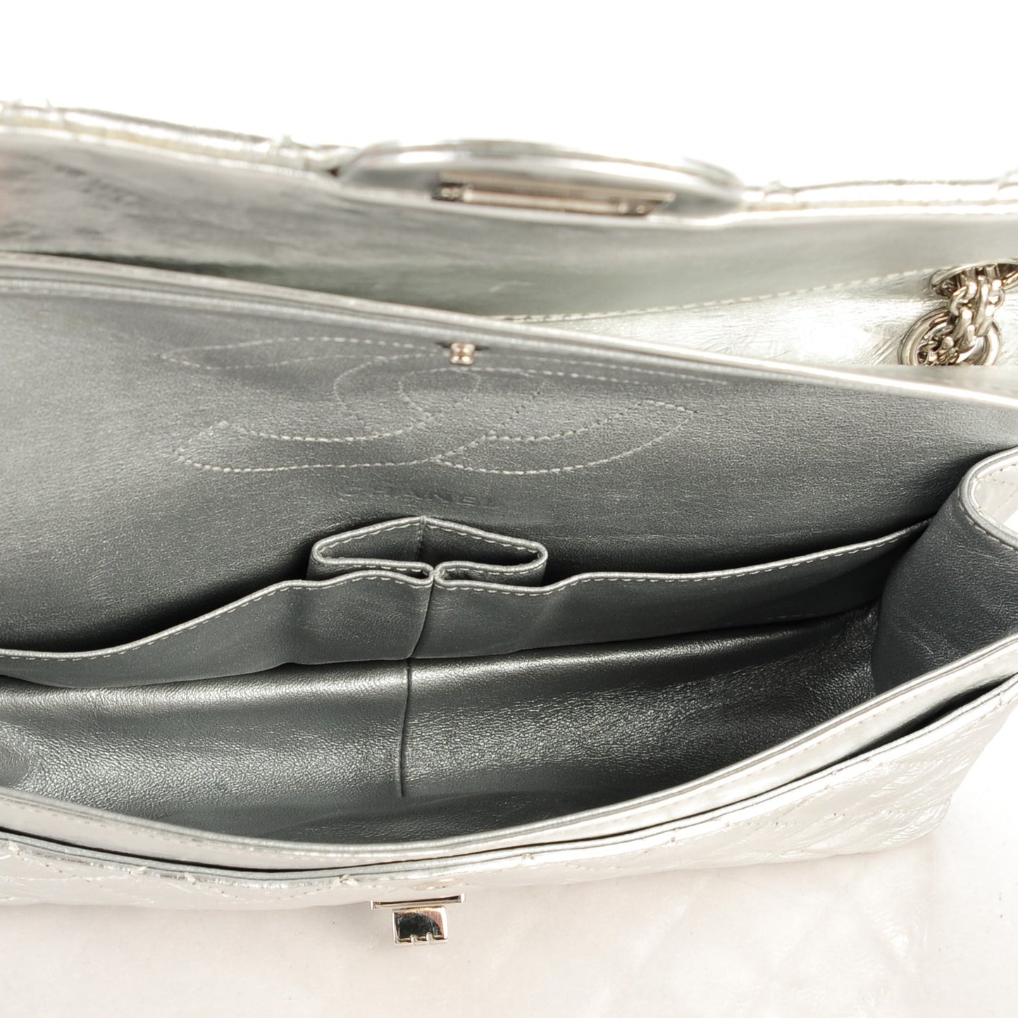 Metallic Calfskin 2.55 Reissue 226 Flap Silver