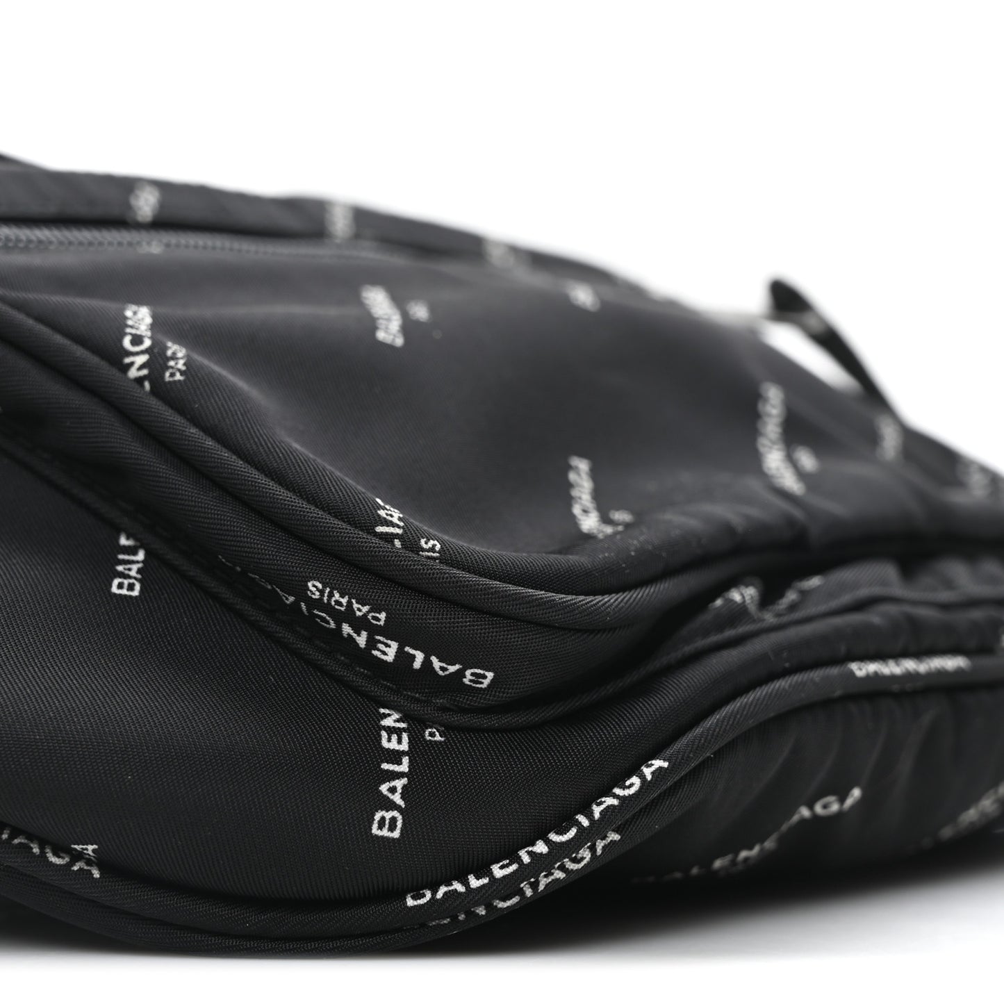 Twill Nylon Allover Logo Explorer Beltpack Black White