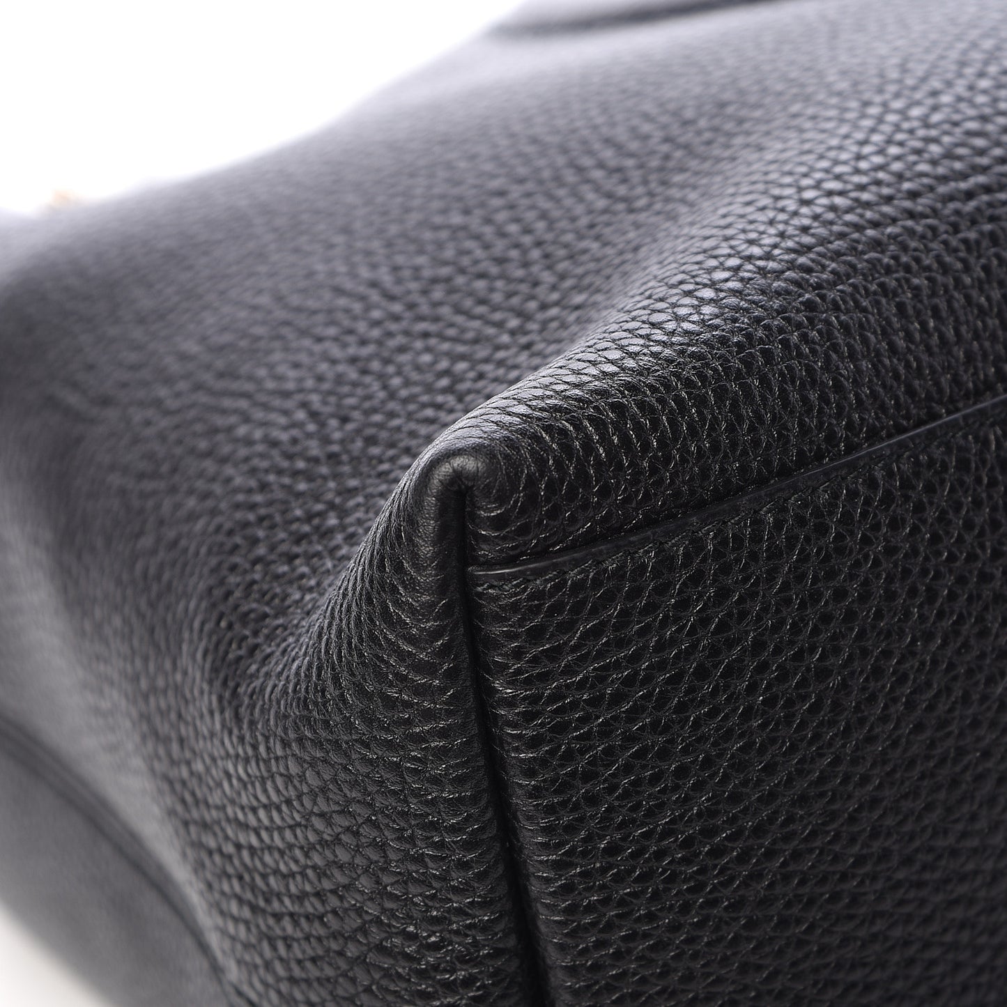 Pebbled Calfskin Medium Soho Chain Shoulder Bag Black