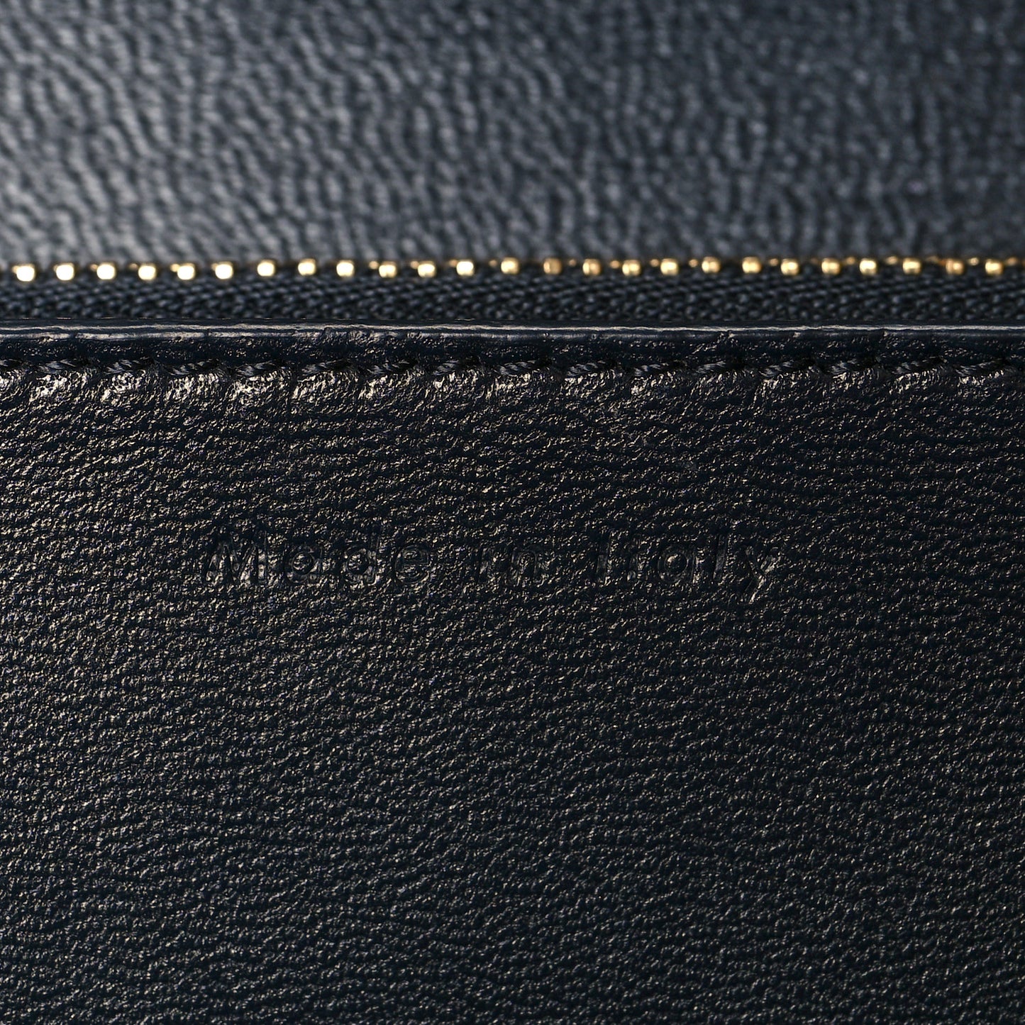 Box Calfskin Medium Classic Box Flap Bag Navy