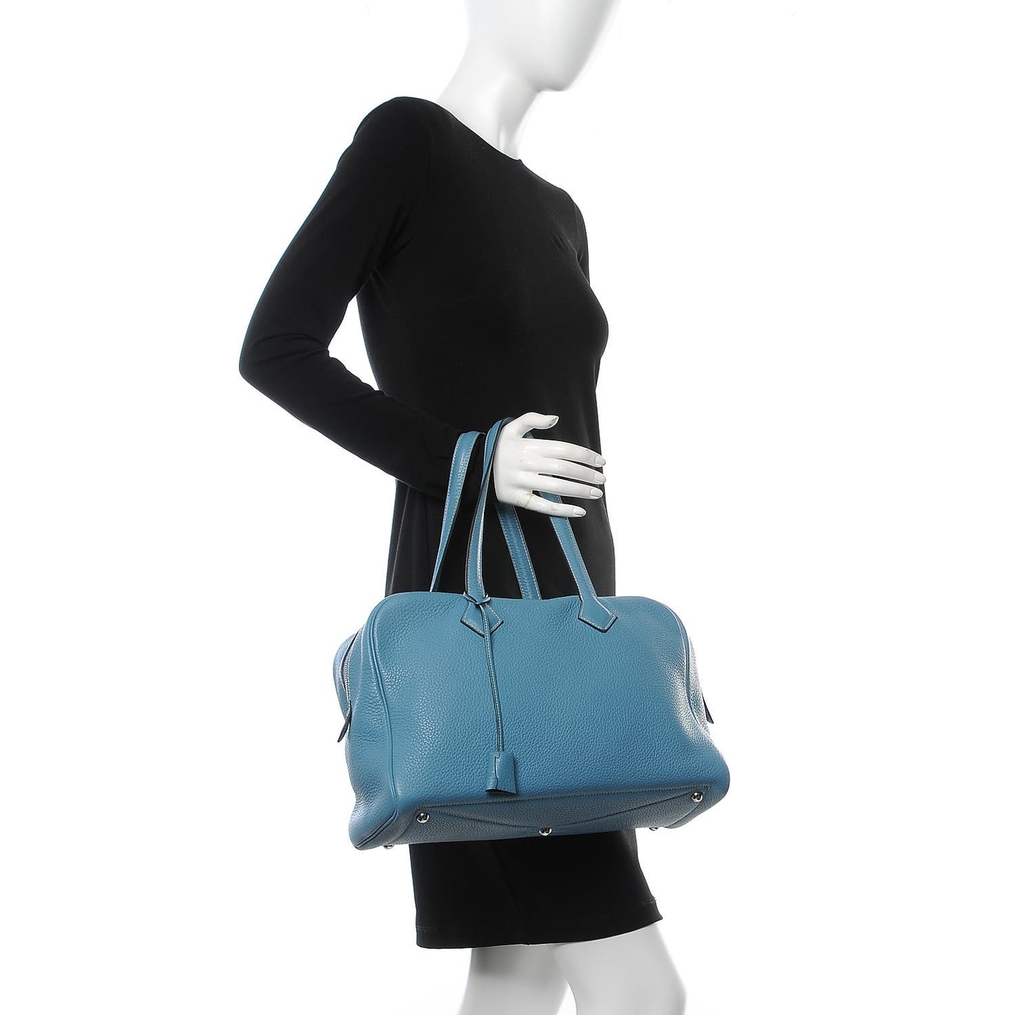 Taurillon Clemence Victoria II 35 Blue Jean