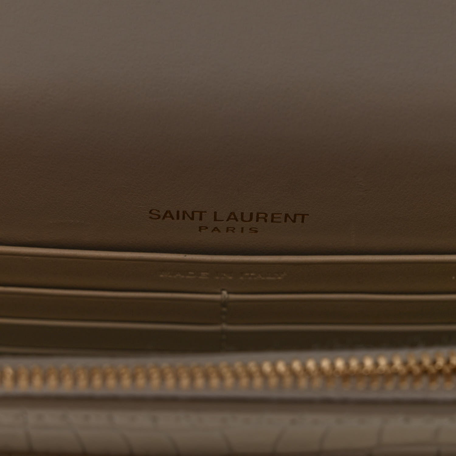 Saint Laurent Calfskin Crocodile Embossed Monogram Sunset Chain Wallet Blanc Vintage 6 of 10