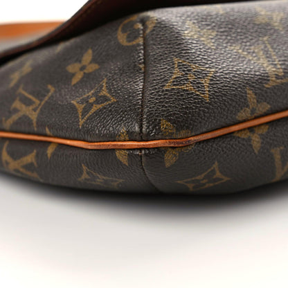 Louis Vuitton Monogram Musette GM 6 of 22