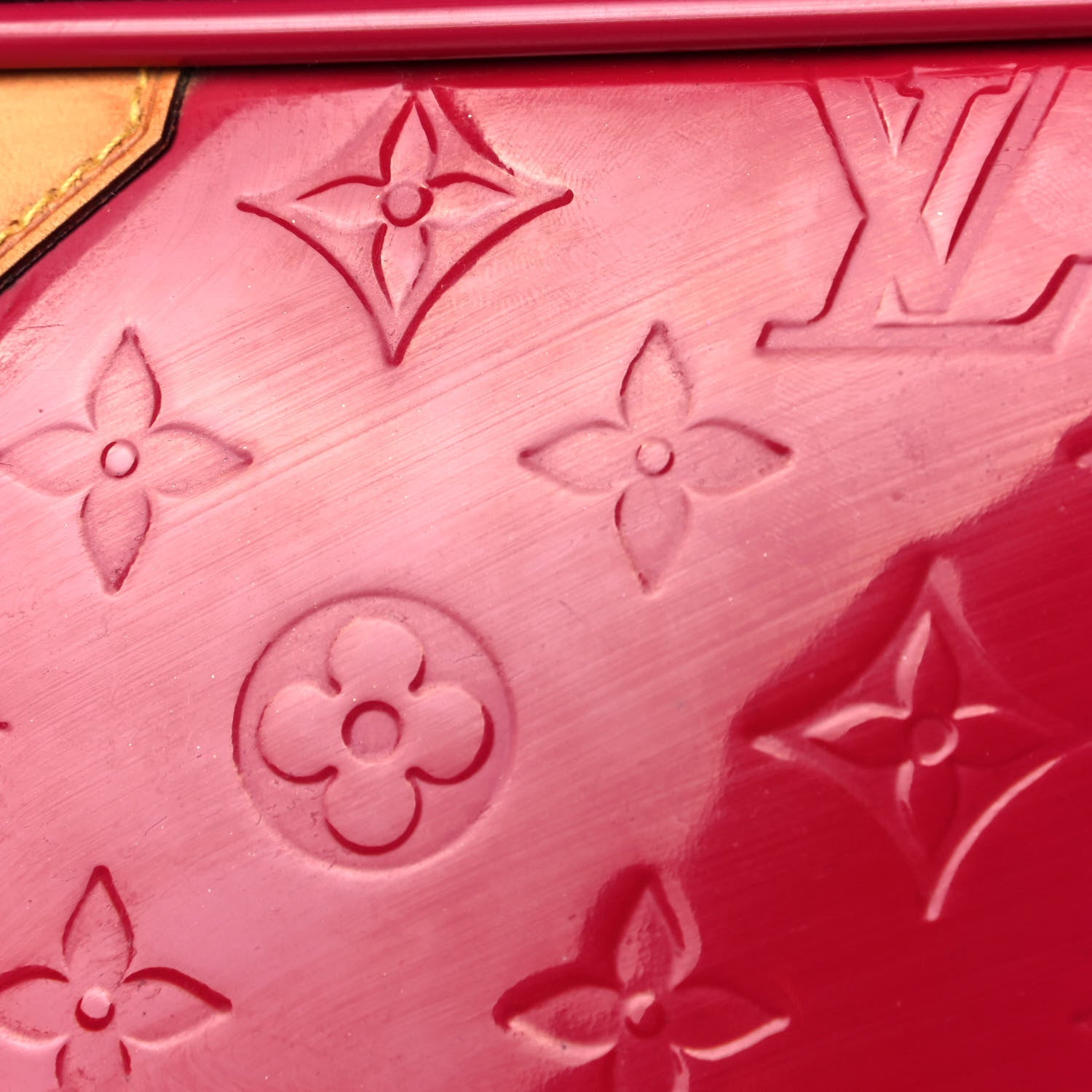 Louis Vuitton Vernis Pegase 45 Pomme D'Amour 13 of 16