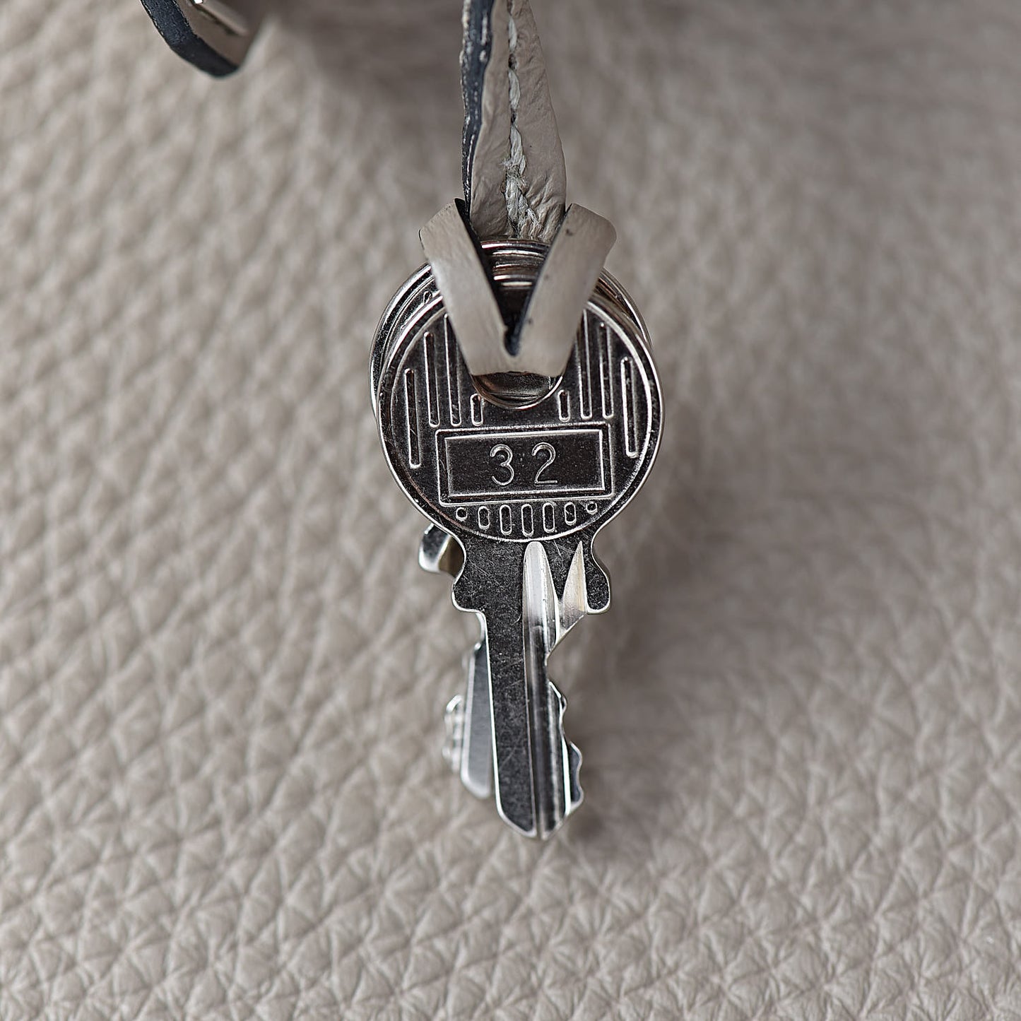 Taurillon Clemence Birkin 35 Gris Tourterelle