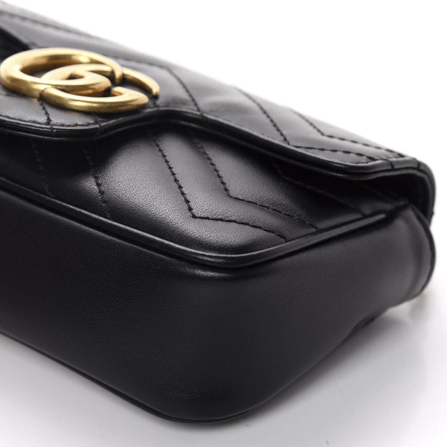 Calfskin Matelasse Super Mini GG Marmont Shoulder Bag Black