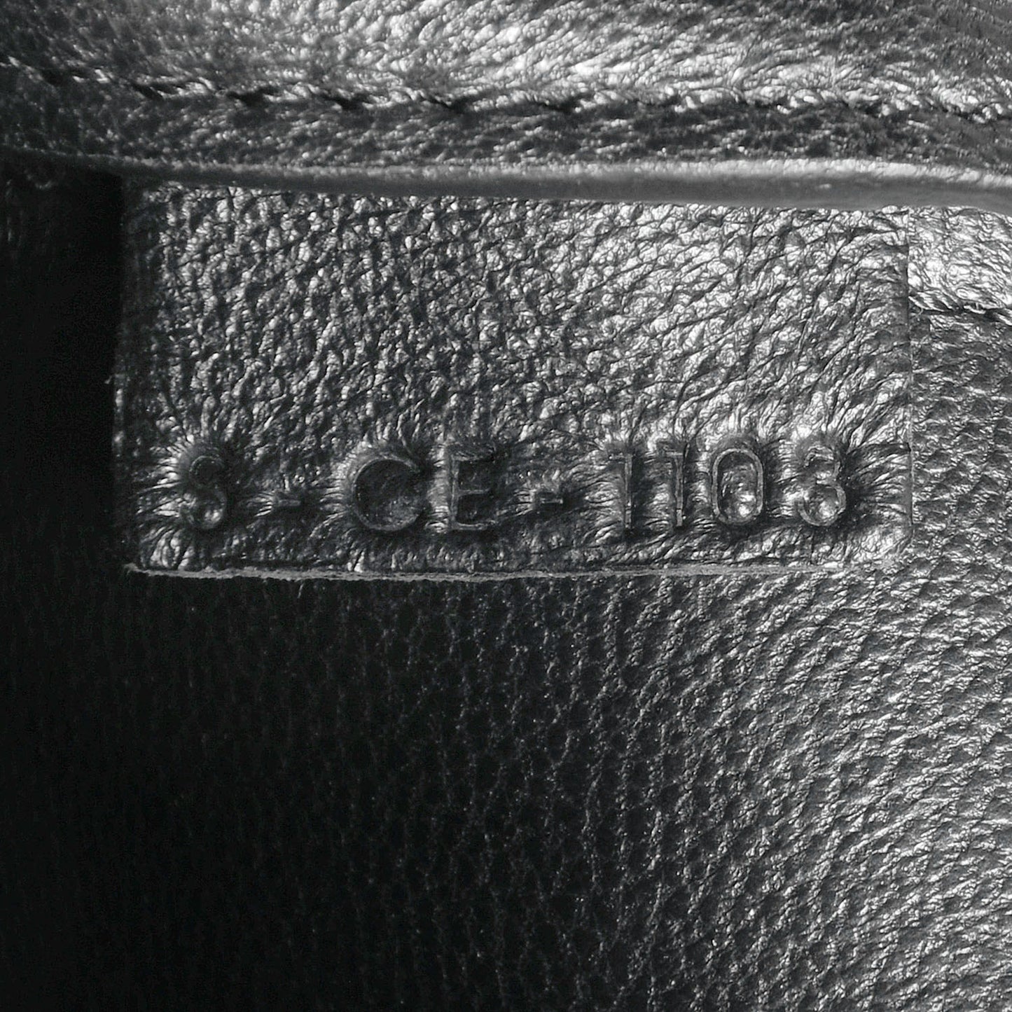 Grained Calfskin Small Edge Shoulder Bag Black