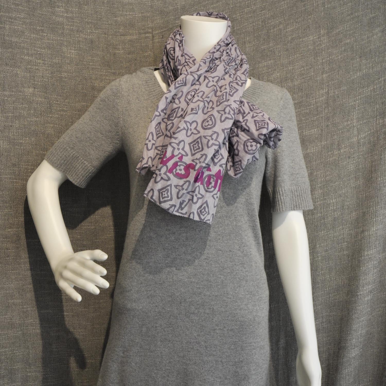 Louis Vuitton Cotton Tahitienne Pareo Scarf Lilac 2 of 3