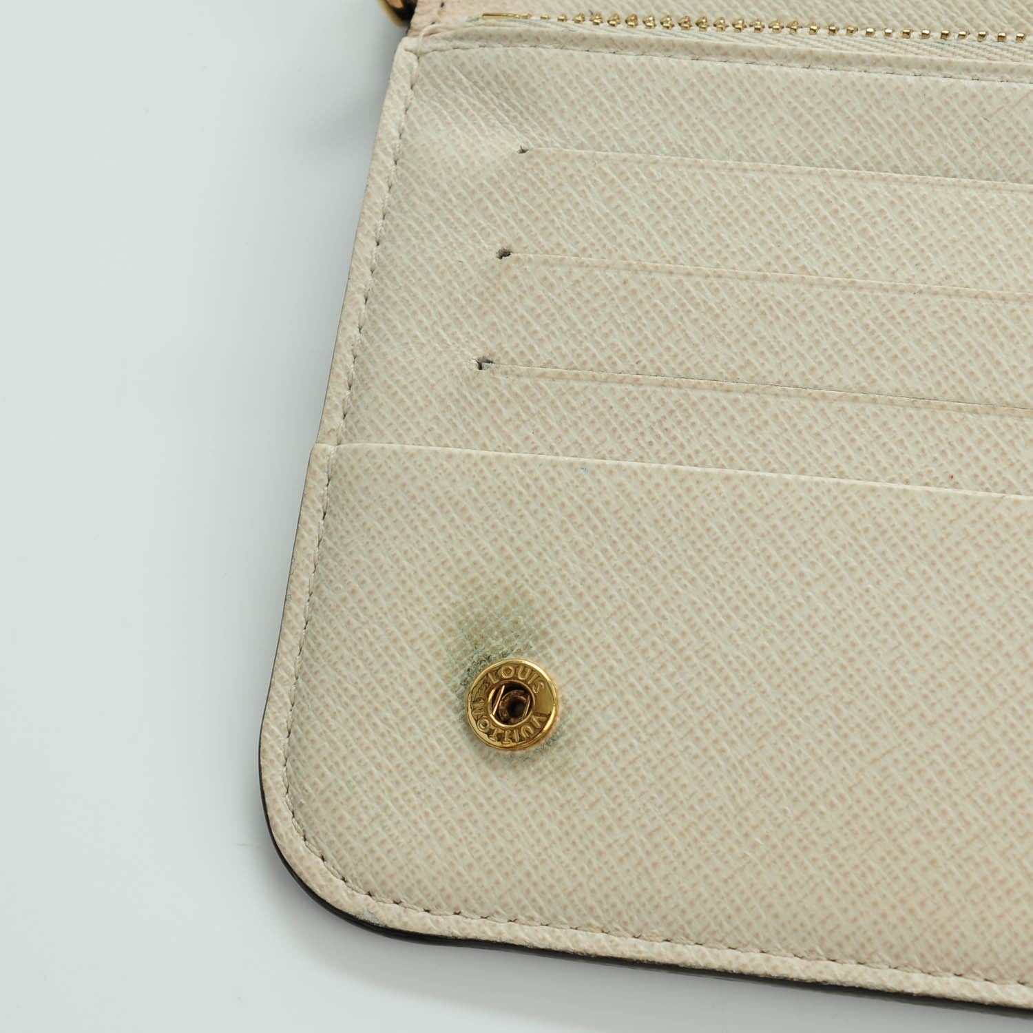 Louis Vuitton Monogram Insolite Wallet White 9 of 10