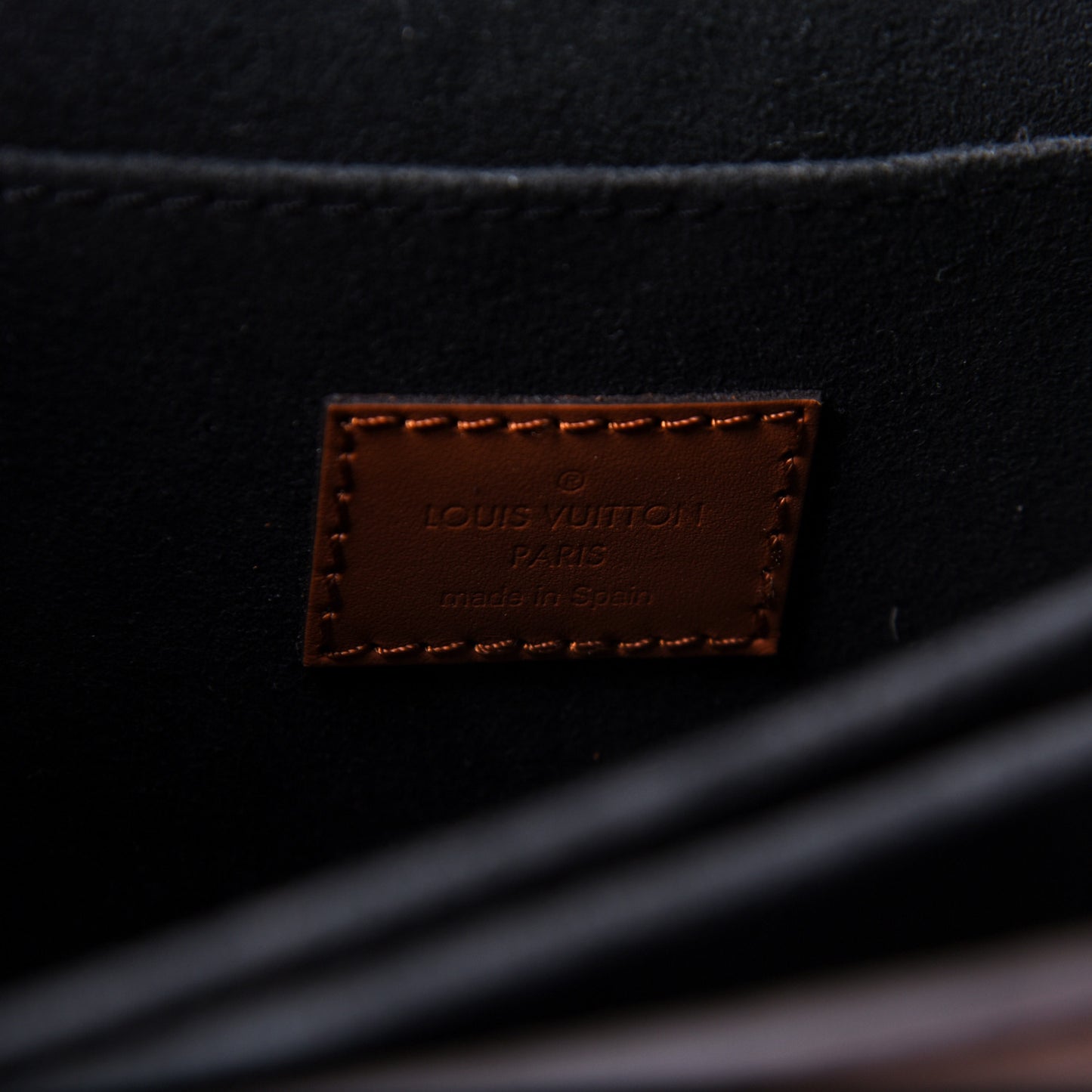 Reverse Monogram Dauphine MM