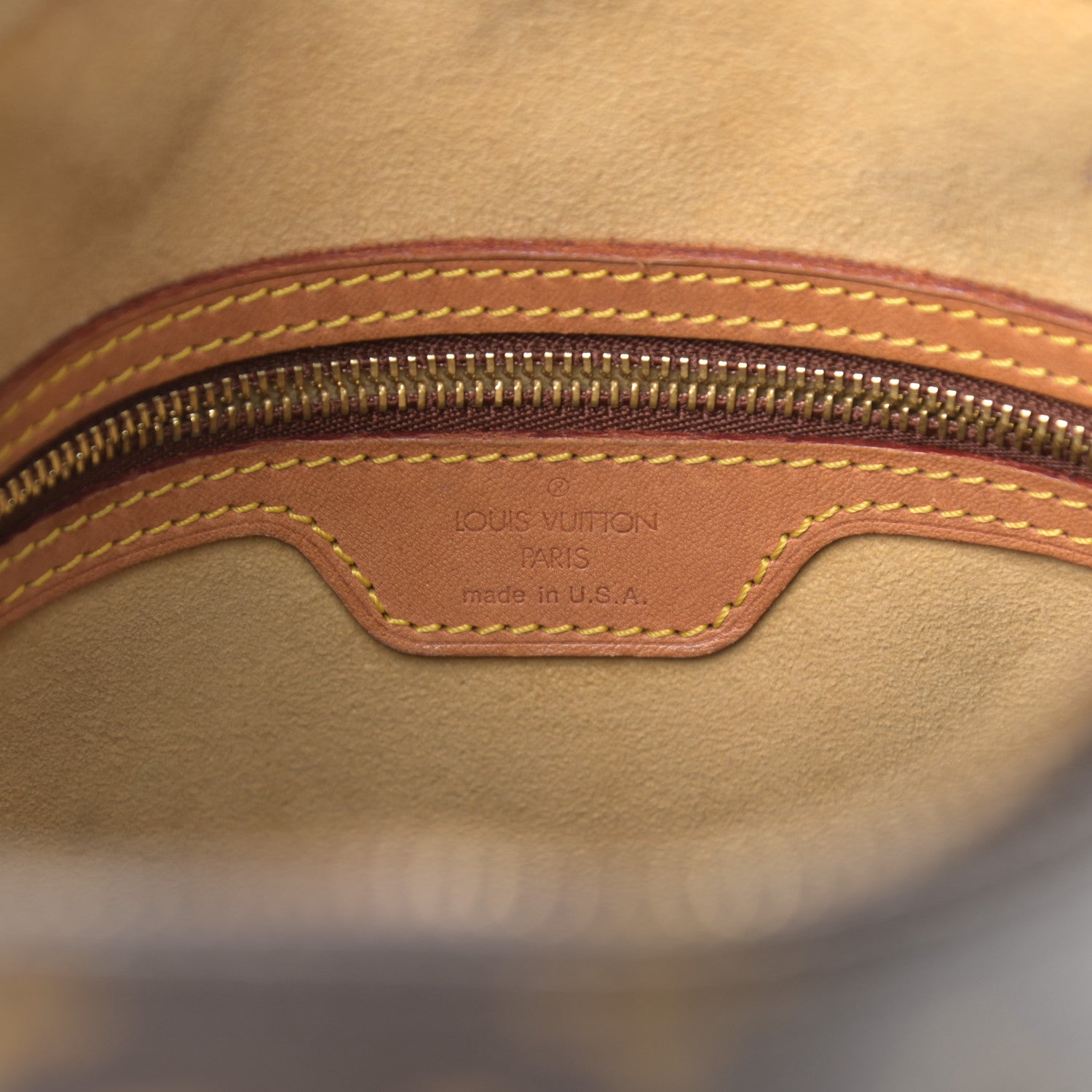 Louis Vuitton Monogram Looping GM 7 of 18