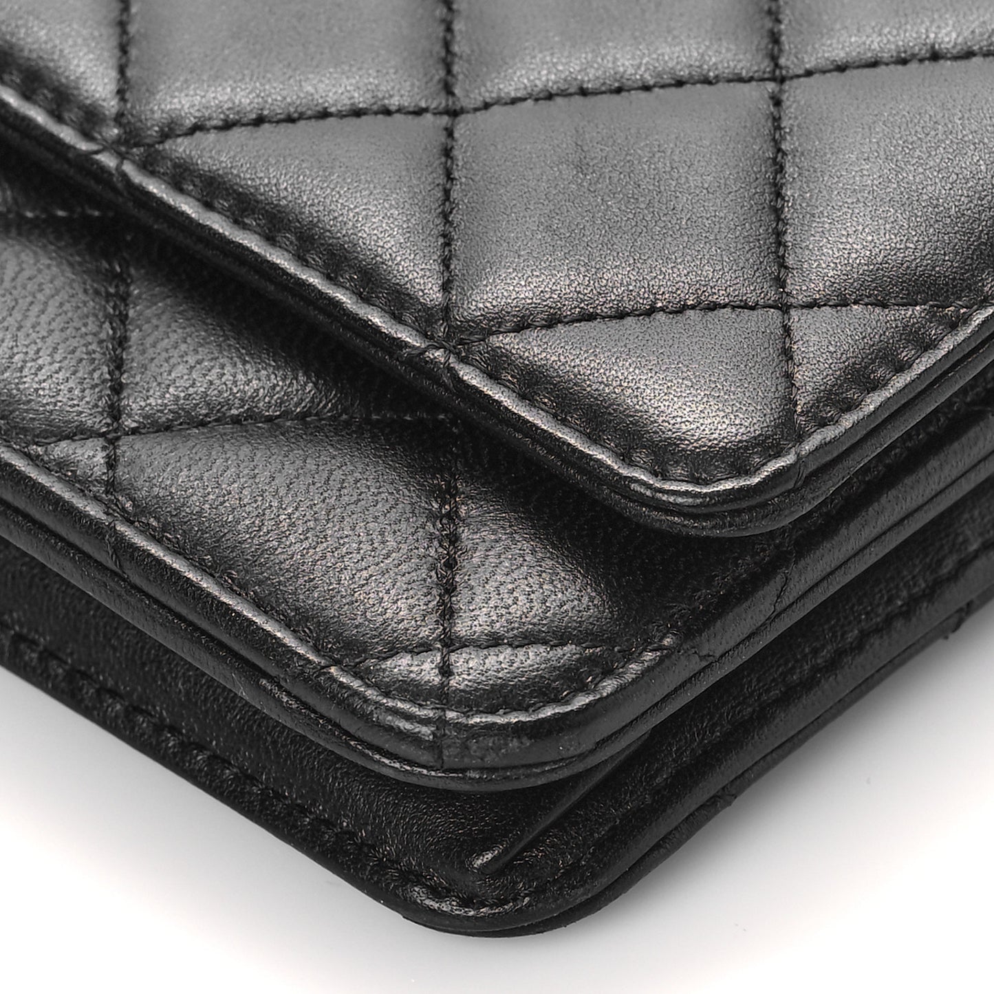Lambskin Quilted Wallet On Chain WOC Black
