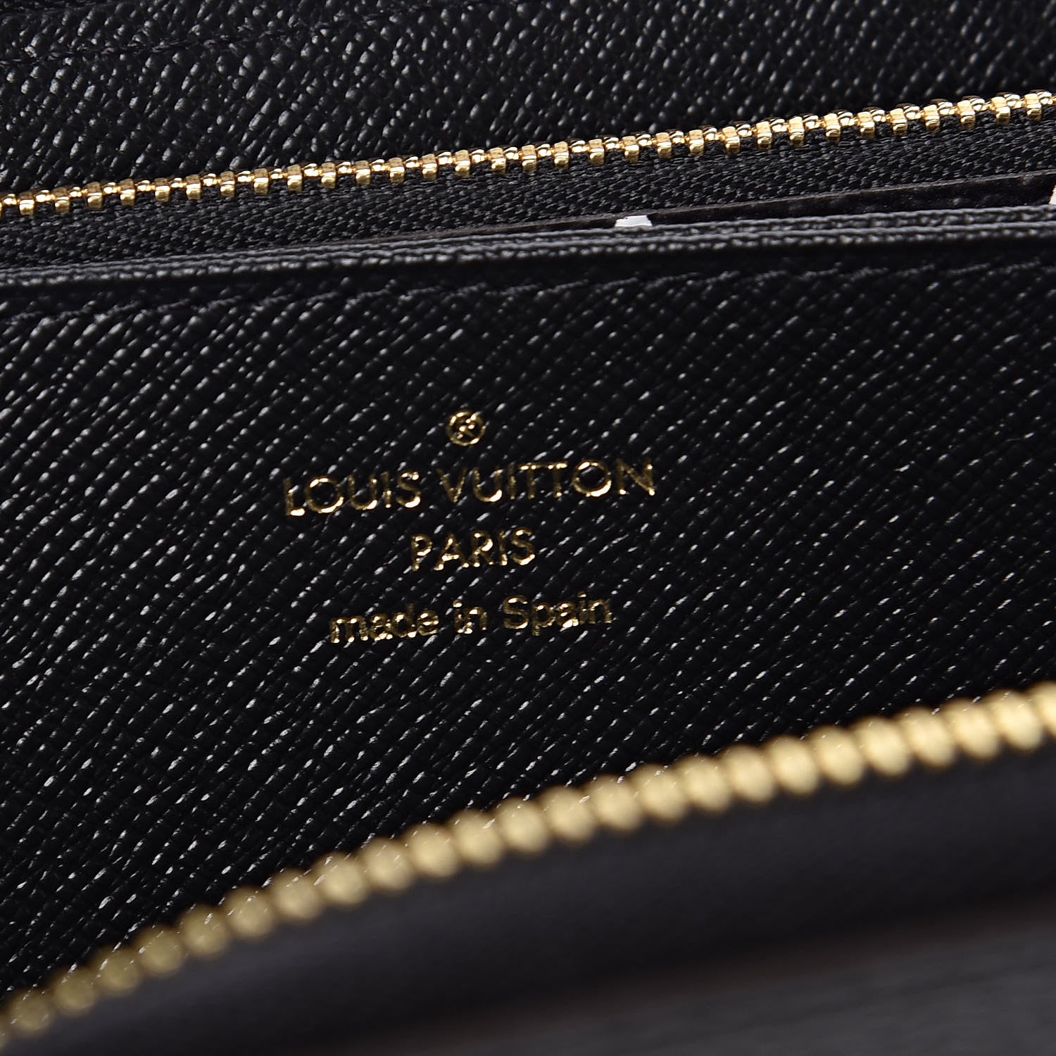 Louis Vuitton Monogram Giant Jungle Zippy Wallet Black 6 of 8