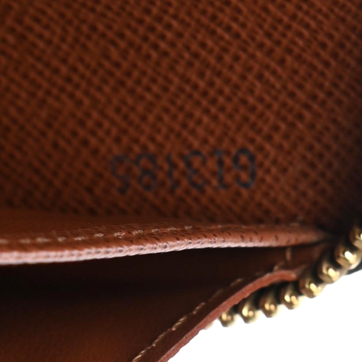 Louis Vuitton Monogram Zippy Wallet 6 of 6