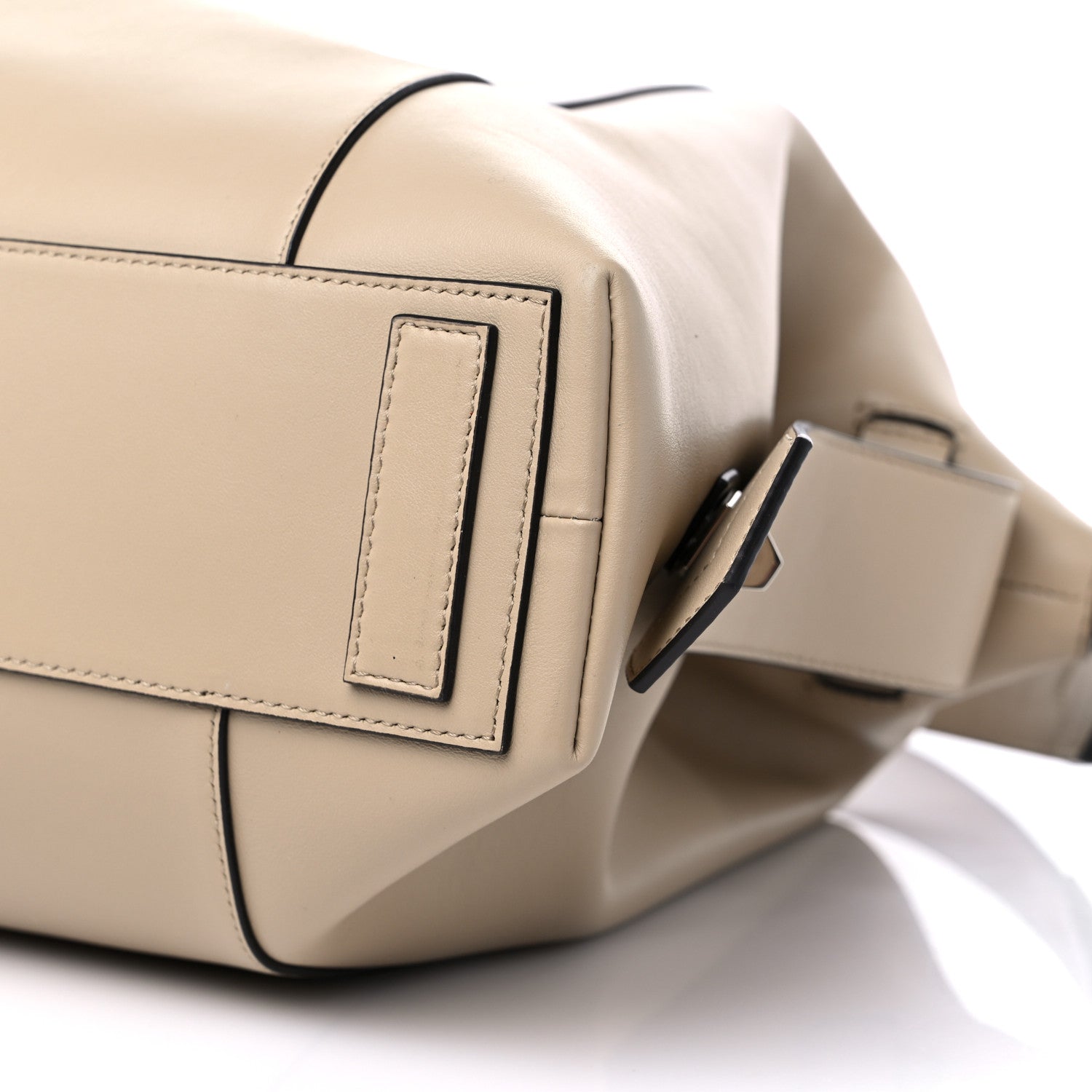 Givenchy Soft Calfskin Medium Soft Antigona Beige 8 of 8