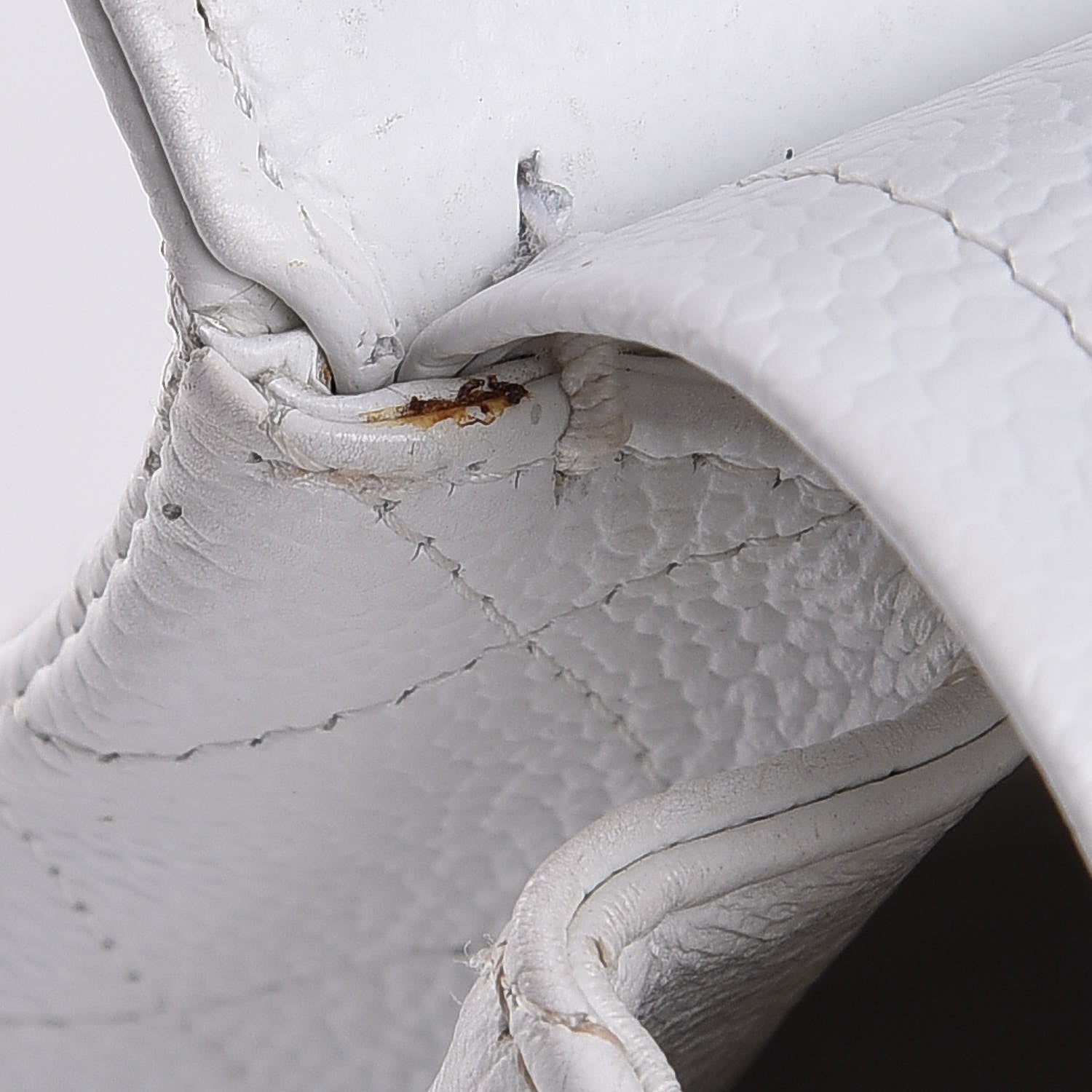 Chanel Caviar Quilted Medium Double Flap White 17 of 24