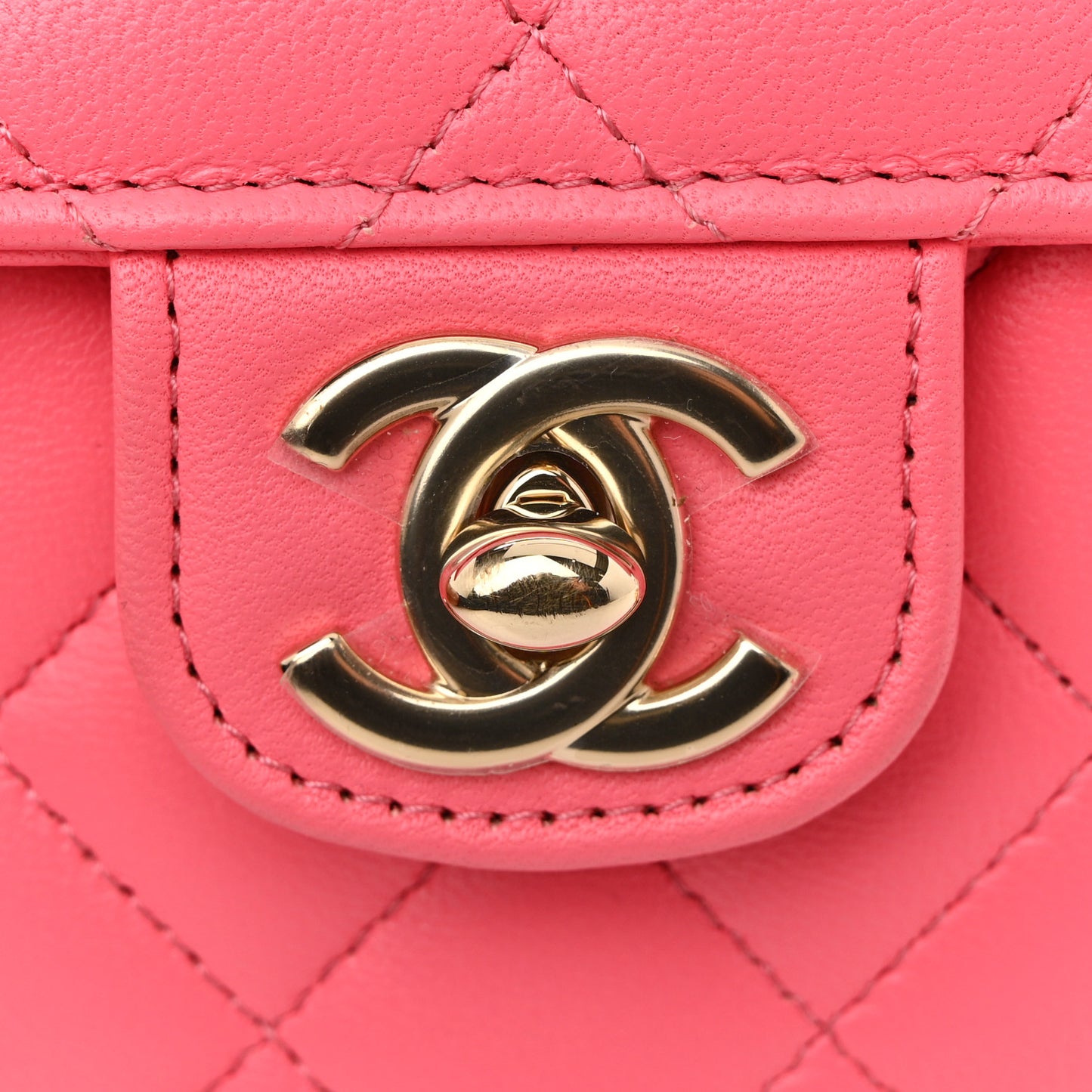 Lambskin Quilted CC In Love Heart Clutch With Chain Pink